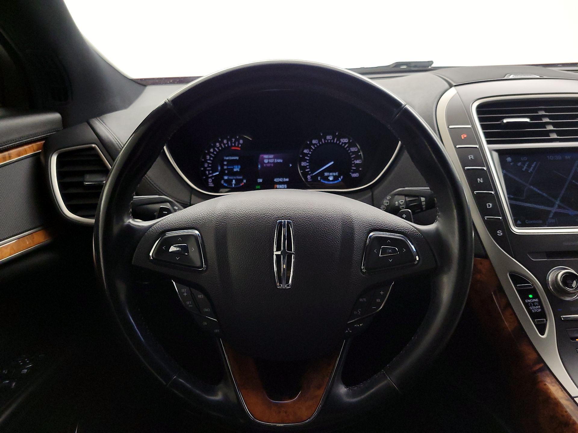 Thumbnail: 2016 Lincoln MKX - 10