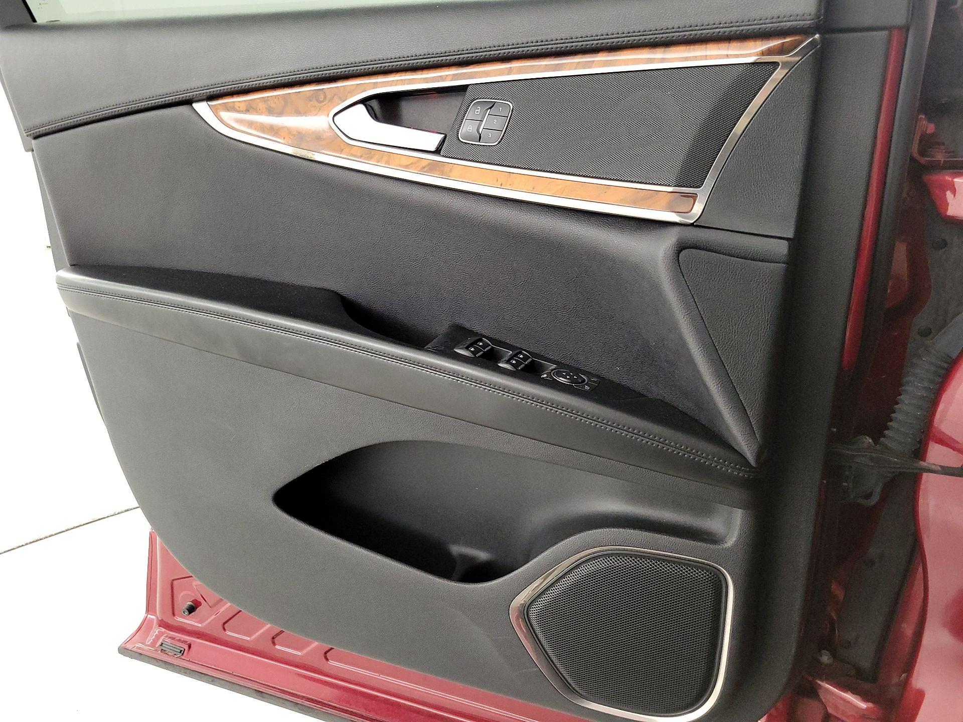 Thumbnail: 2016 Lincoln MKX - 12