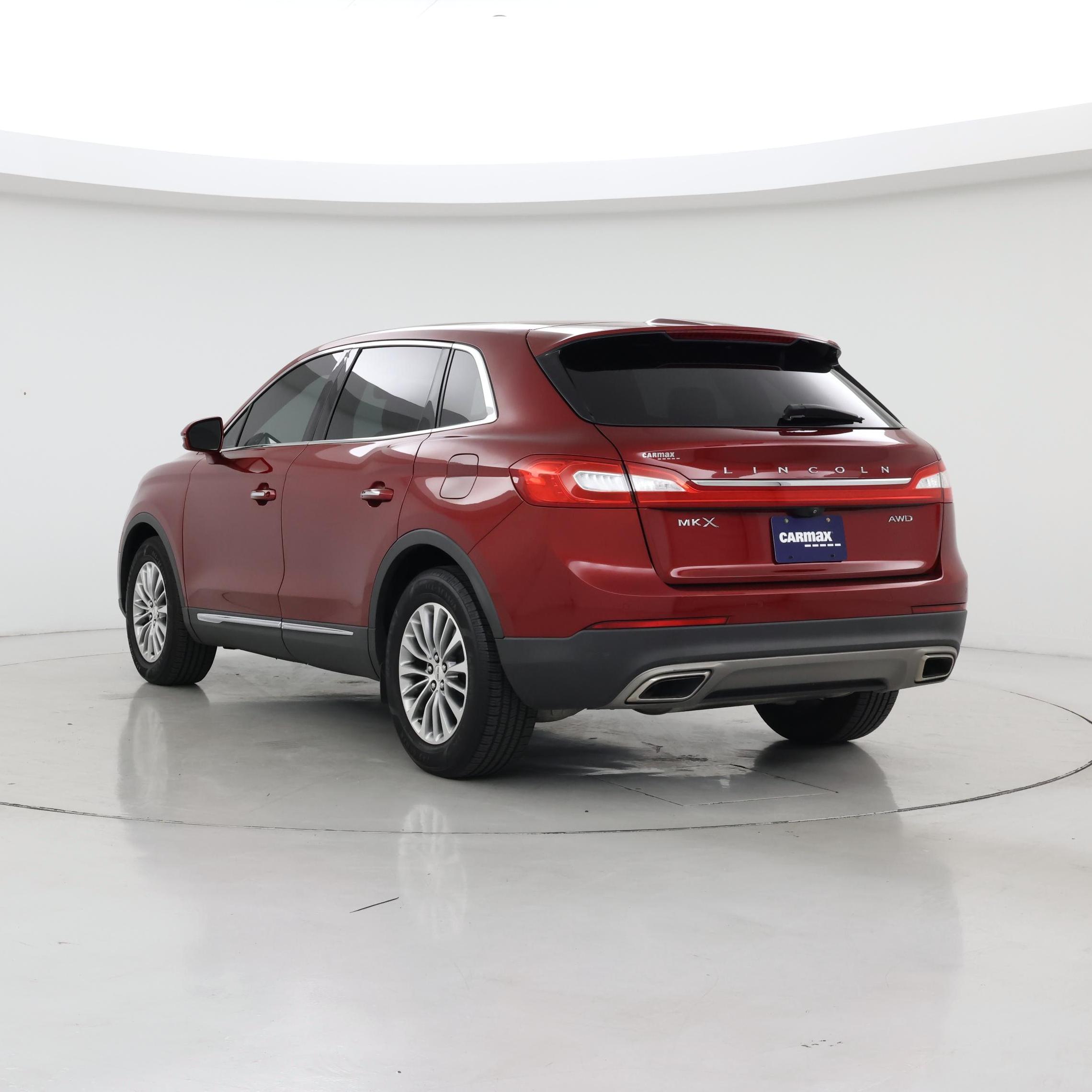 Thumbnail: 2016 Lincoln MKX - 2