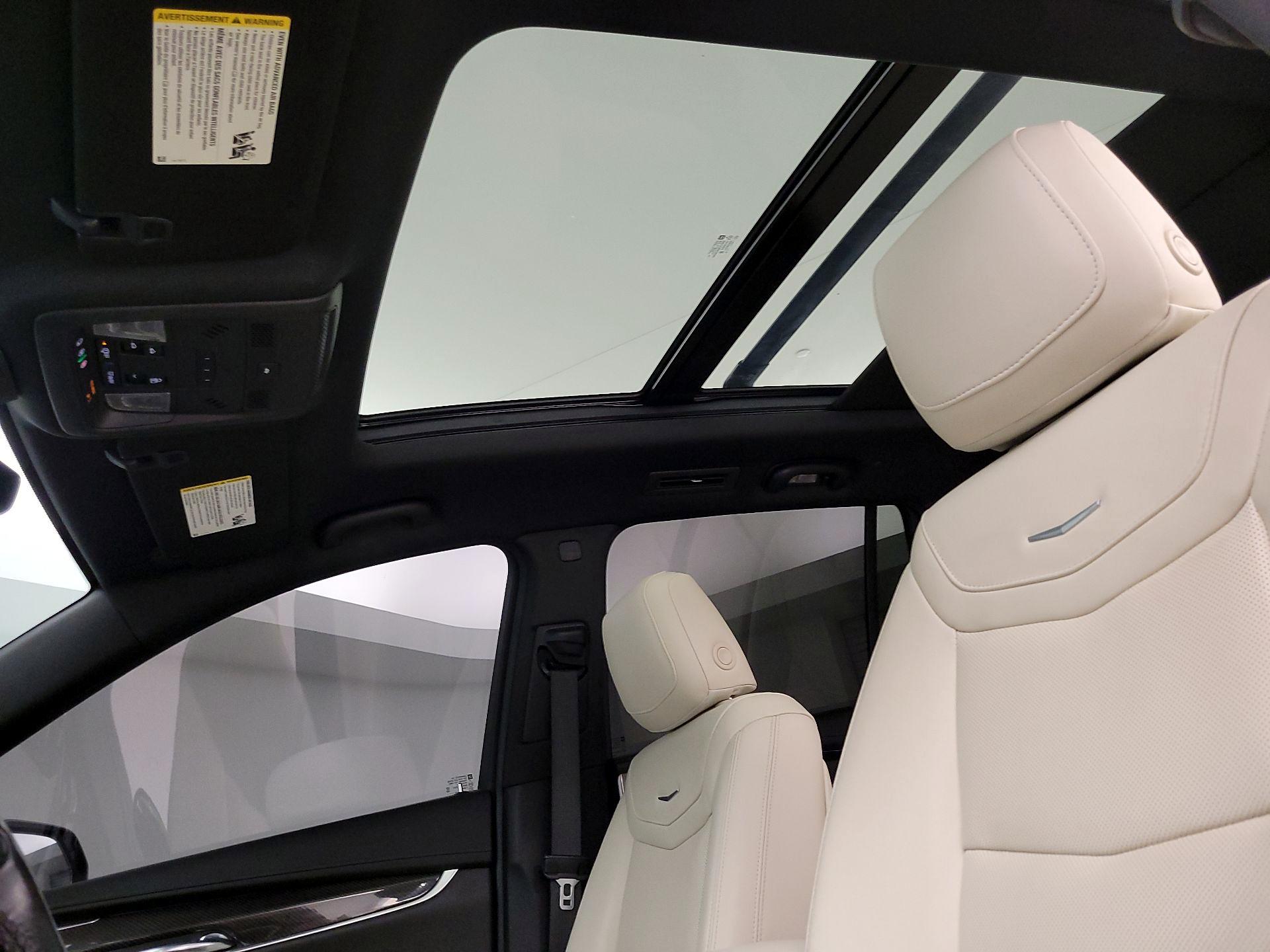 Thumbnail: 2020 Cadillac XT6 - 20