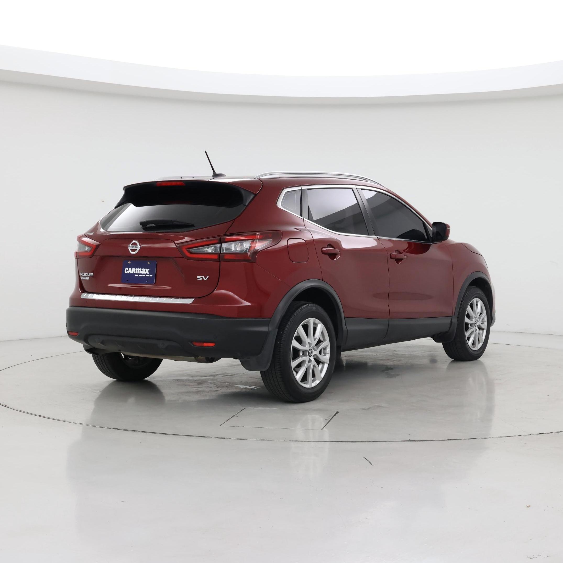 Thumbnail: 2021 Nissan Rogue Sport - 8