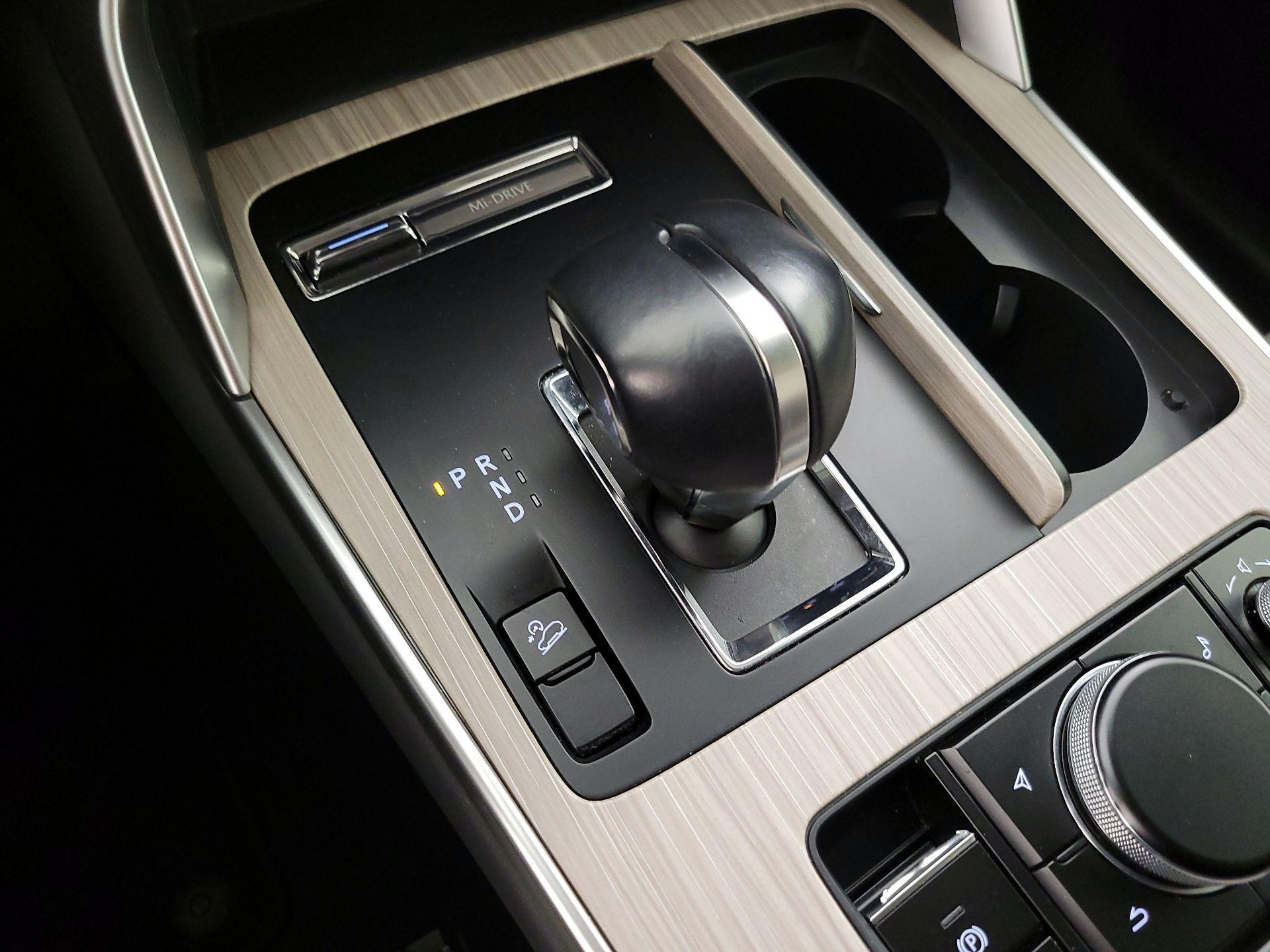 Thumbnail: 2024 Mazda CX-90 - 18