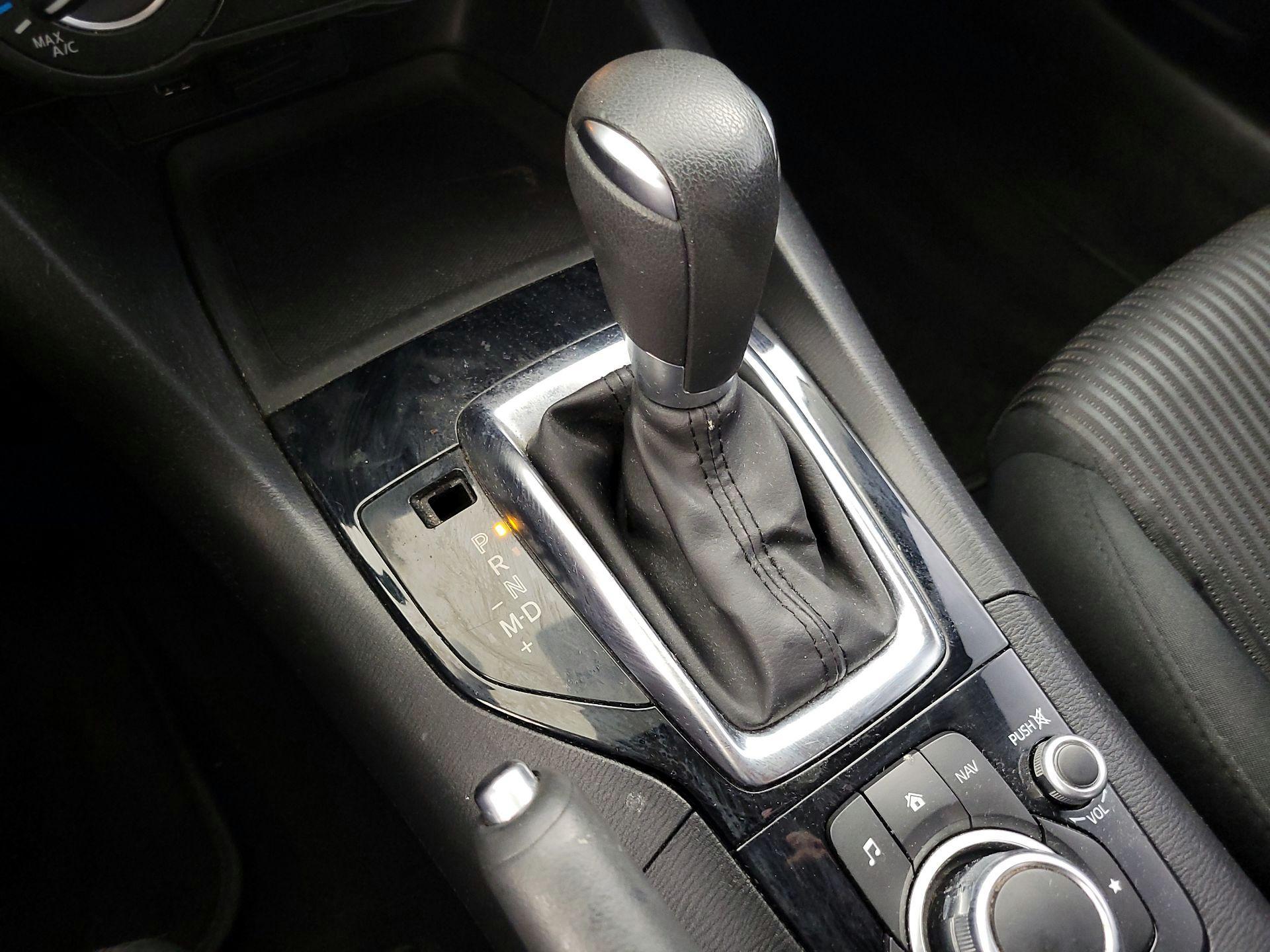 Thumbnail: 2016 Mazda Mazda3 - 17