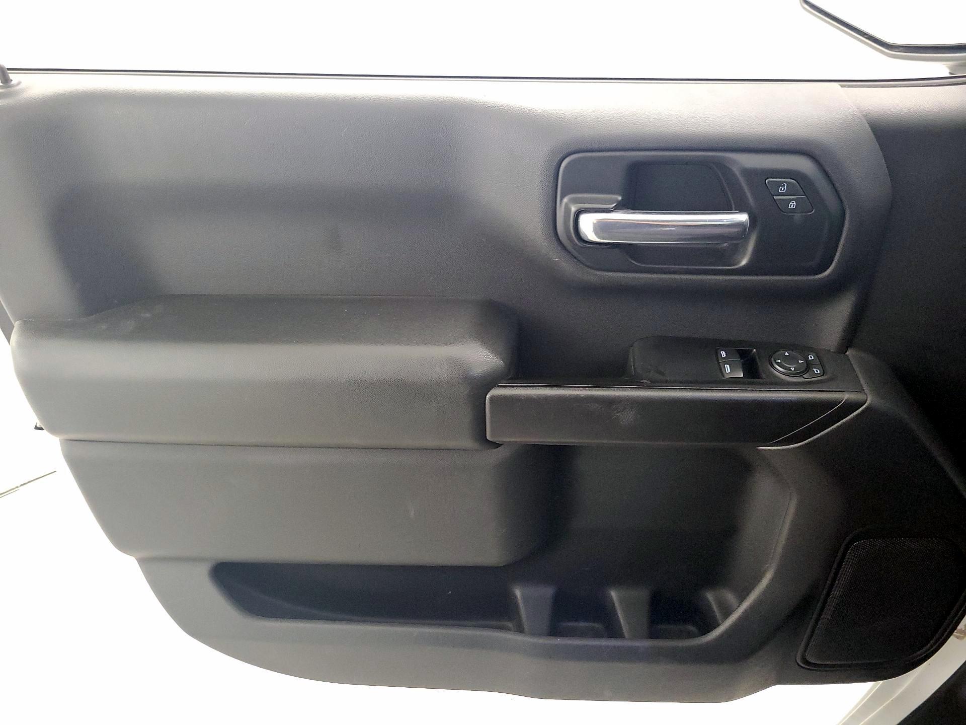 Thumbnail: 2019 Chevrolet Silverado 1500 - 12