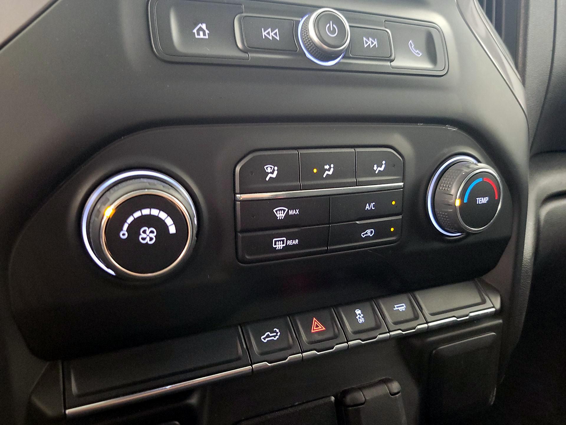Thumbnail: 2019 Chevrolet Silverado 1500 - 16