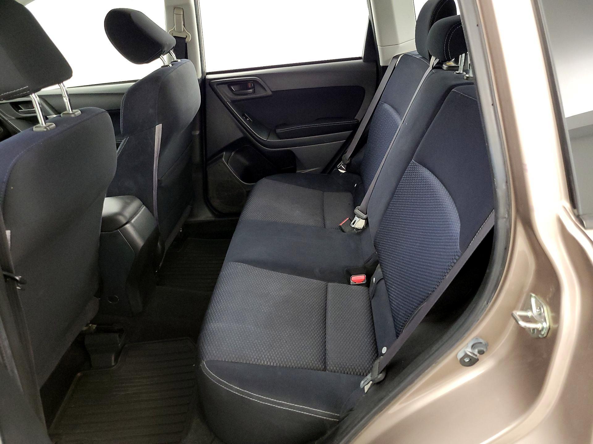 Thumbnail: 2015 Subaru Forester - 19
