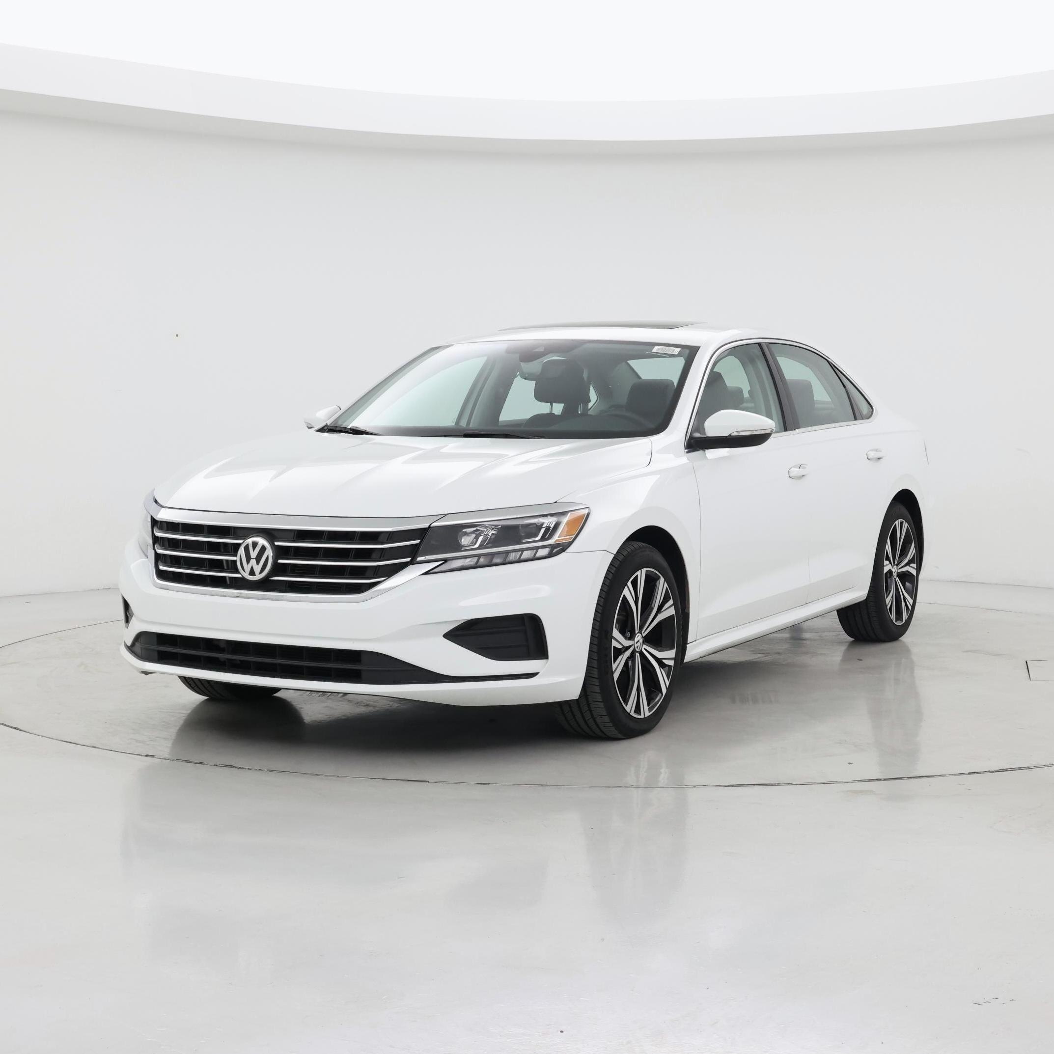 Thumbnail: 2022 Volkswagen Passat - 4