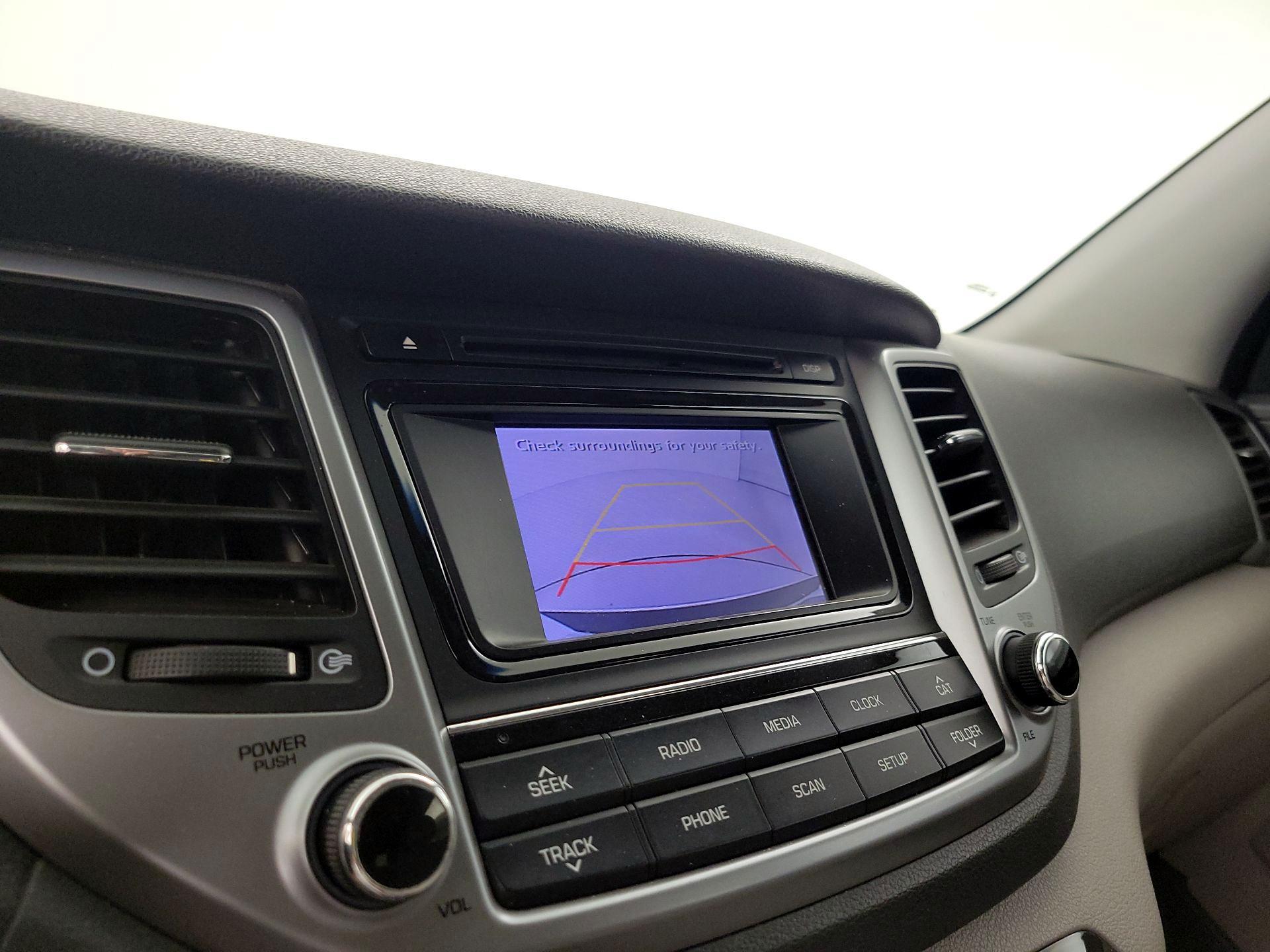 Thumbnail: 2016 Hyundai Tucson - 14