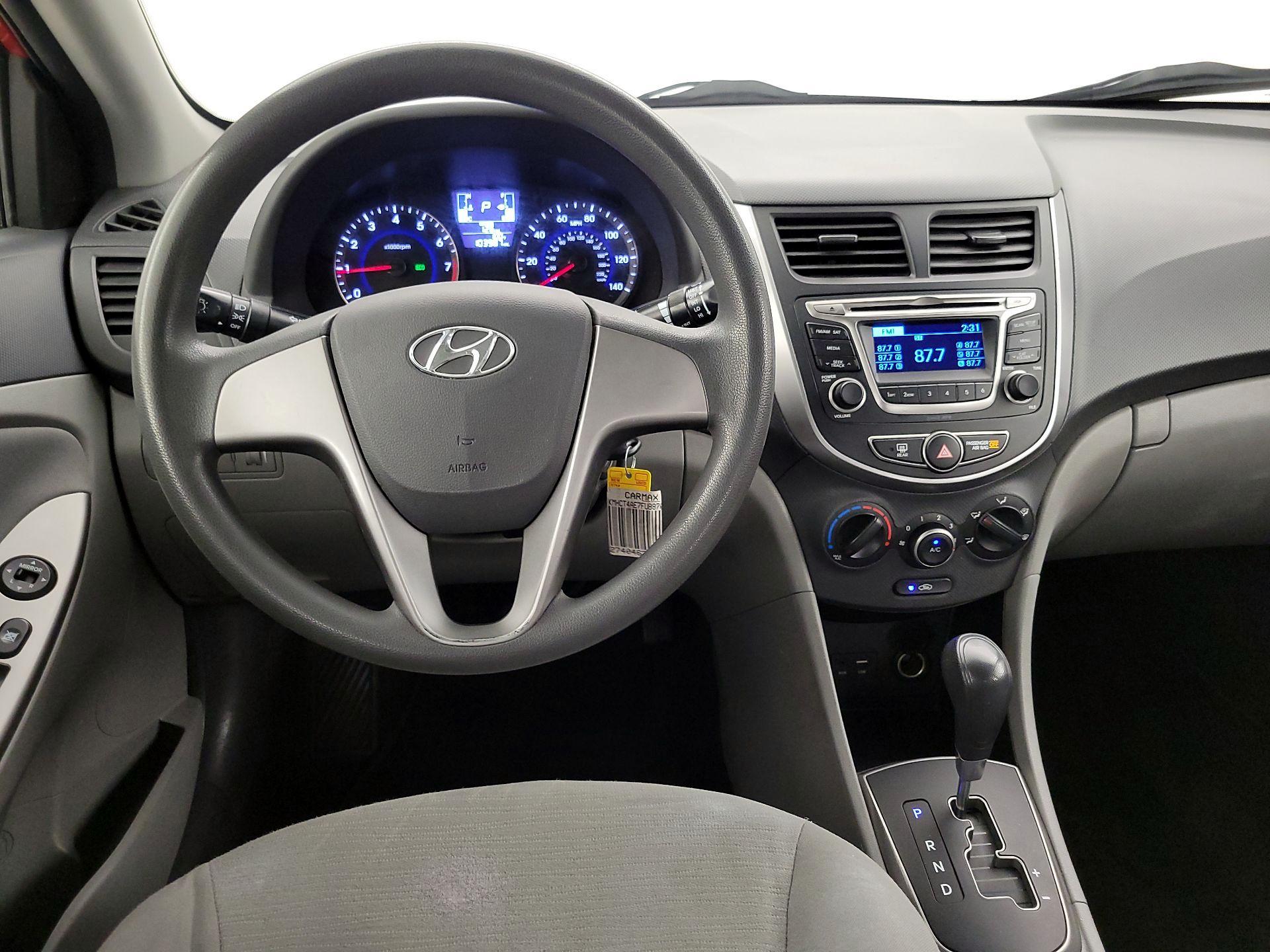 Thumbnail: 2015 Hyundai Accent - 10
