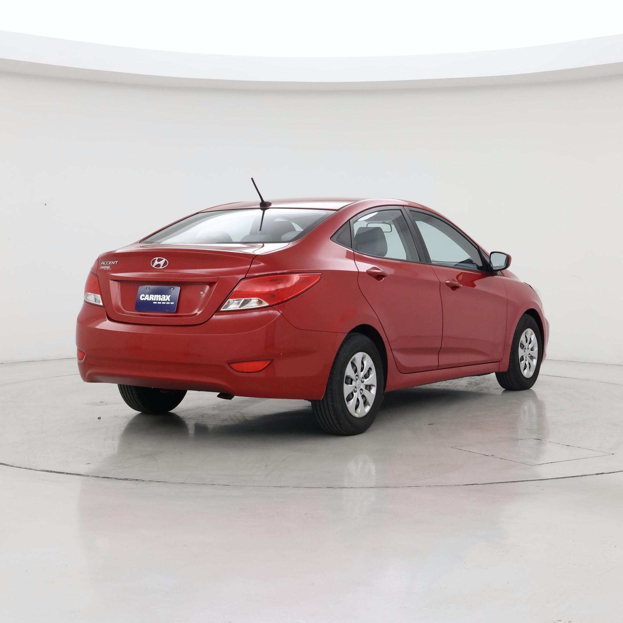 Thumbnail: 2015 Hyundai Accent - 8