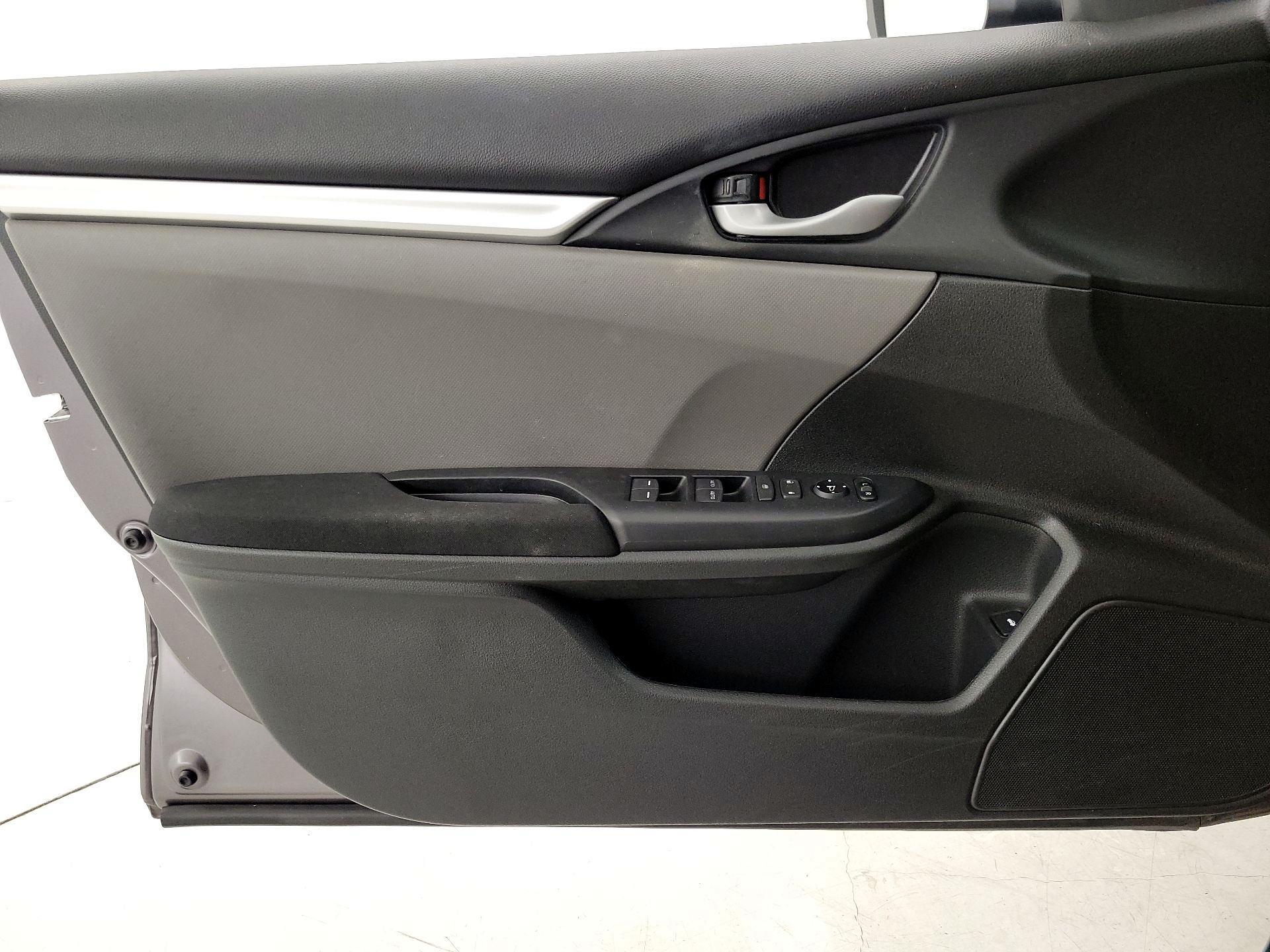 Thumbnail: 2019 Honda Civic - 12