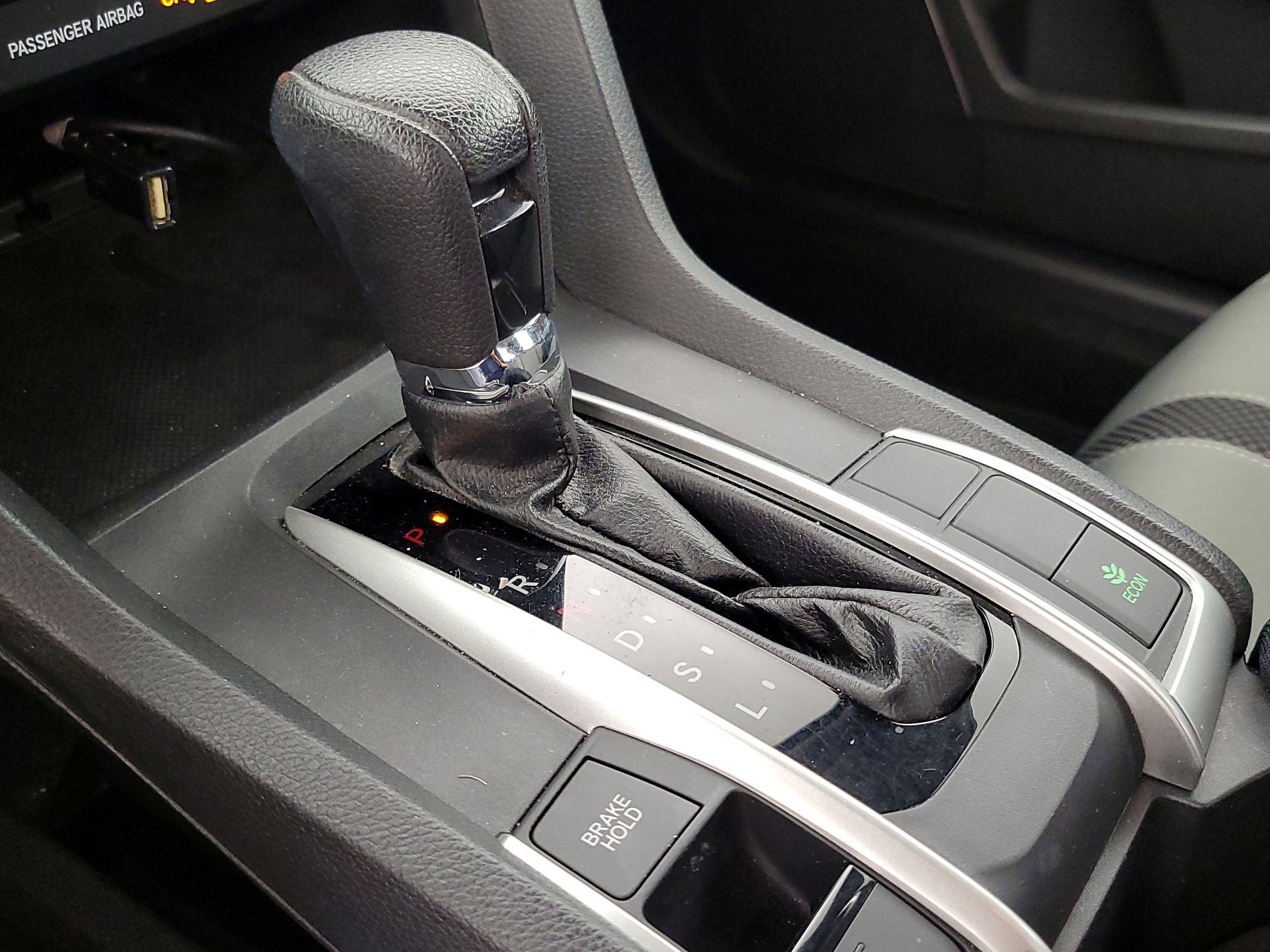 Thumbnail: 2019 Honda Civic - 17