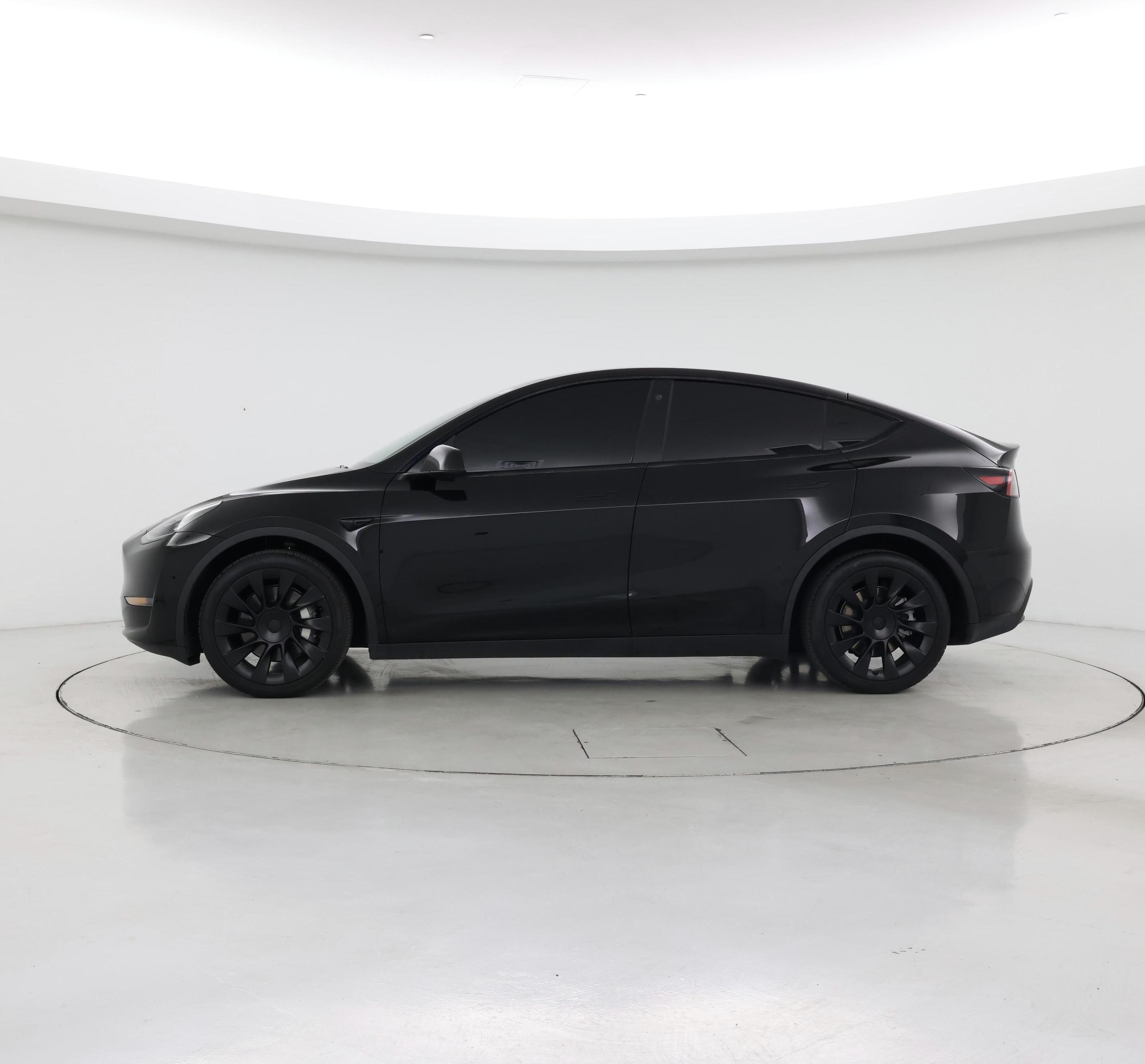 Thumbnail: 2023 Tesla Model Y - 3