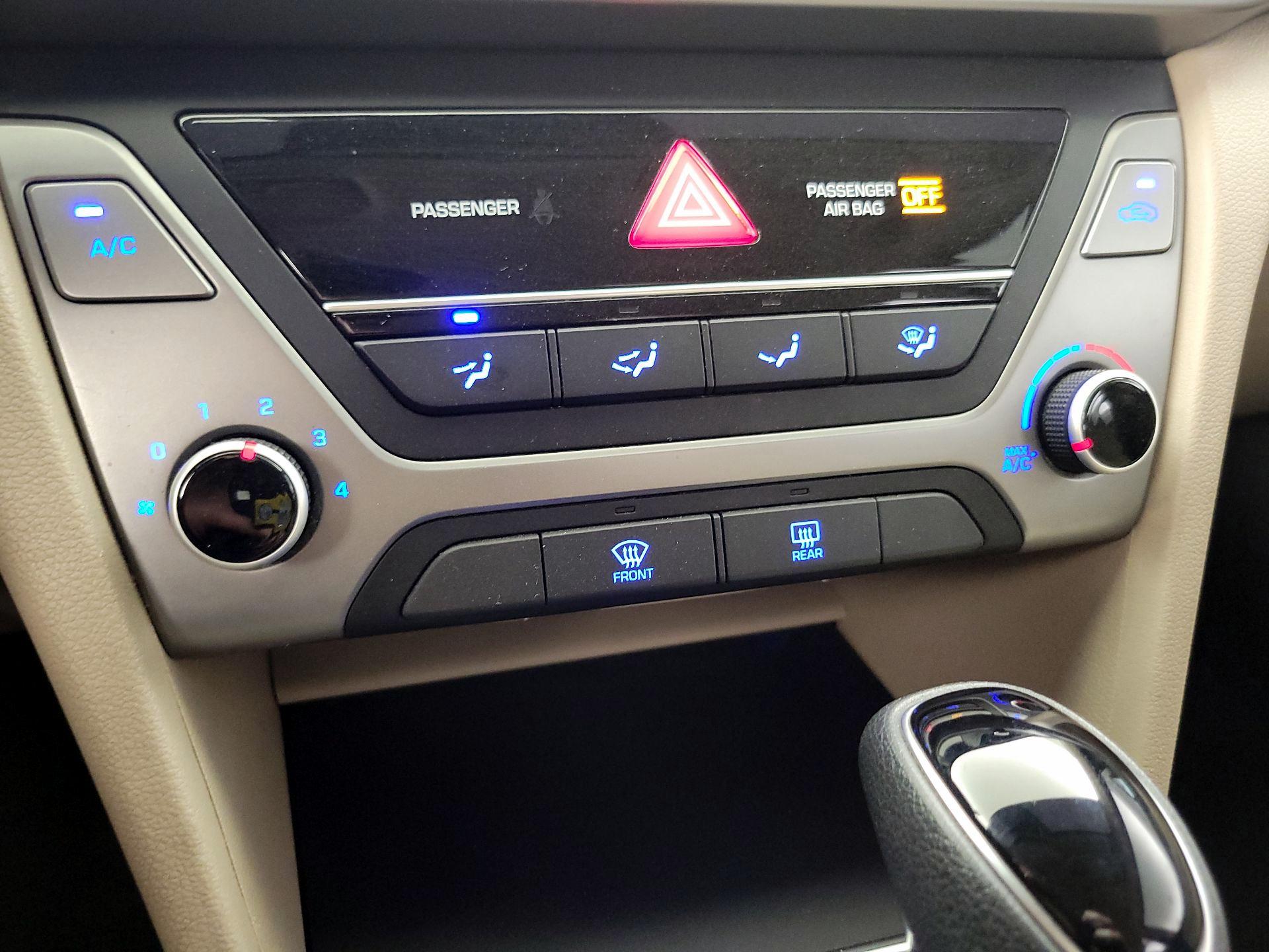 Thumbnail: 2017 Hyundai Elantra - 16