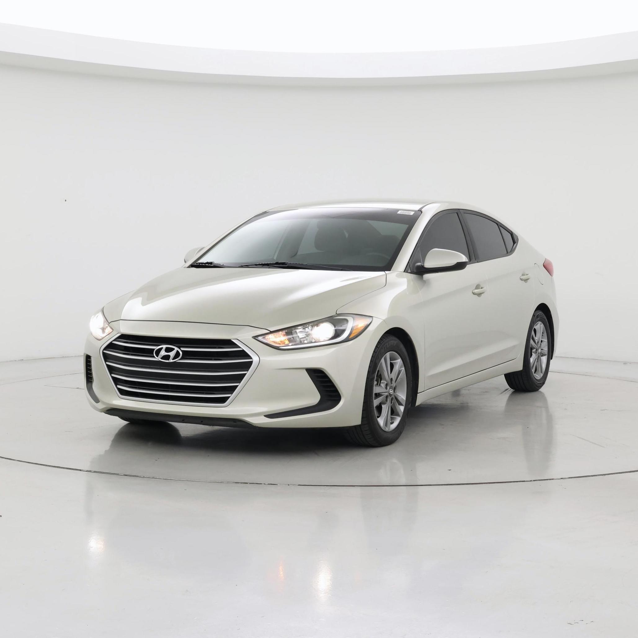 Thumbnail: 2017 Hyundai Elantra - 4