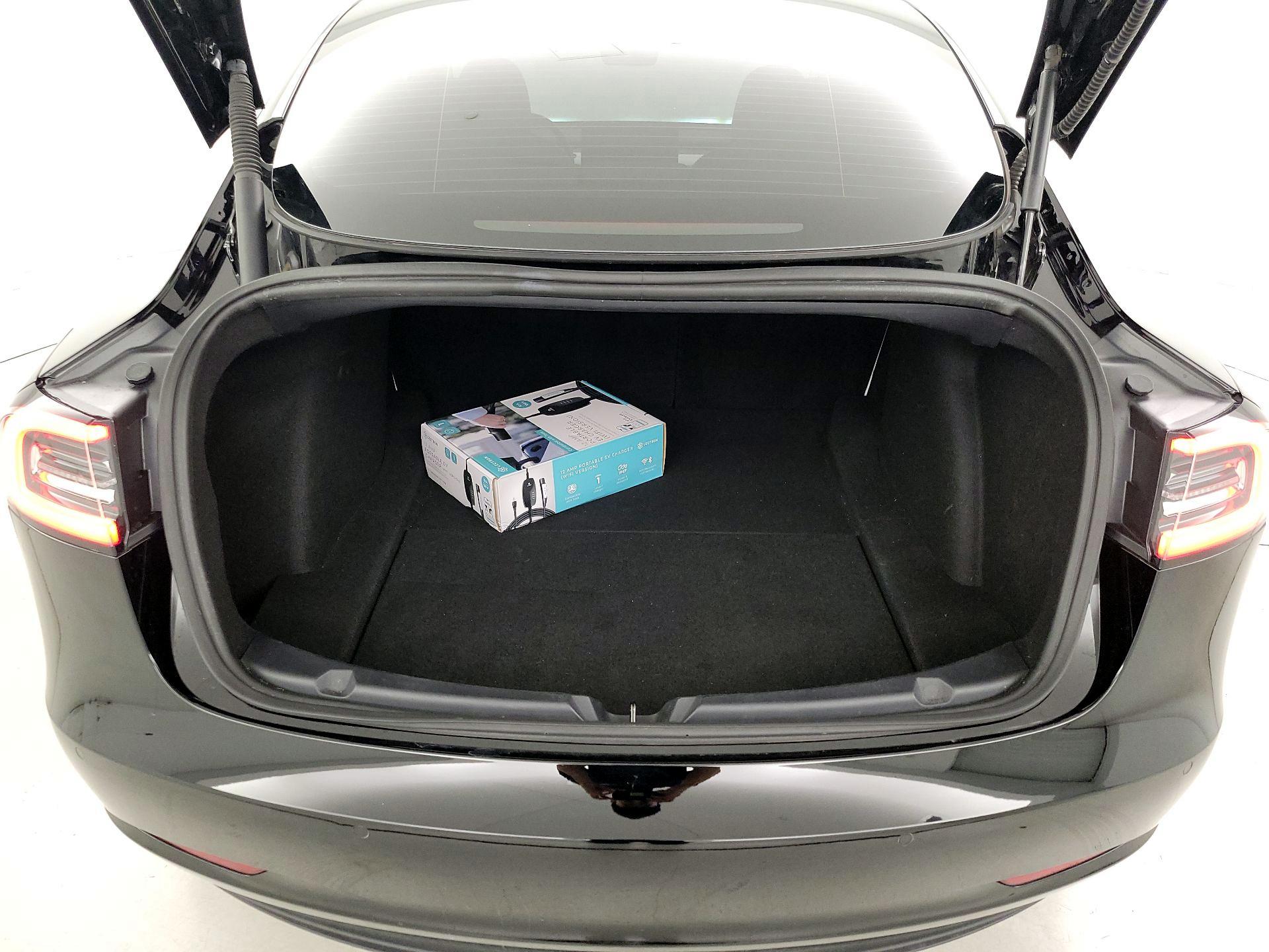 Thumbnail: 2022 Tesla Model 3 - 20