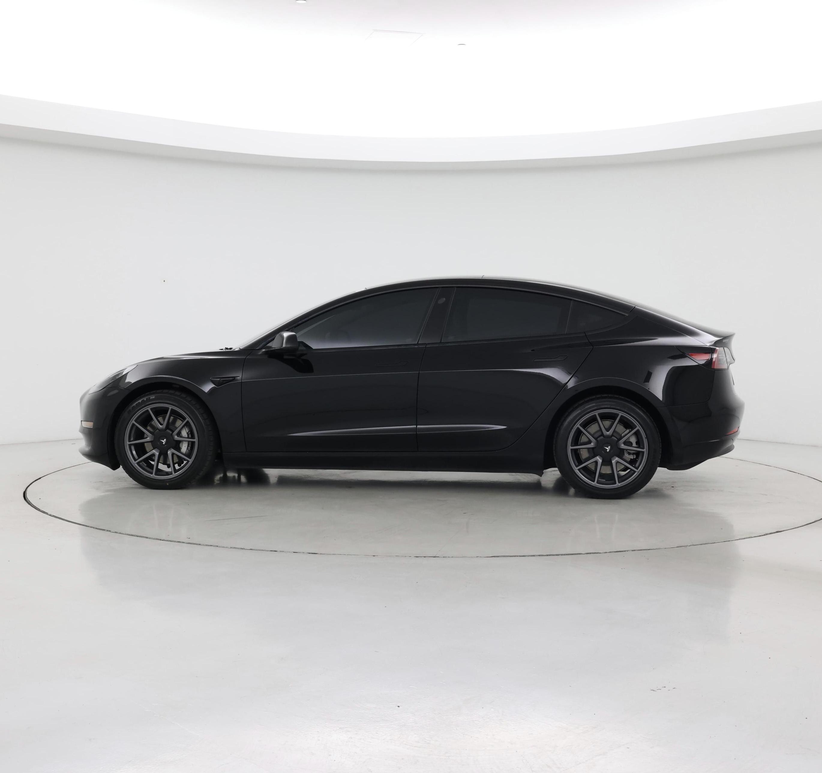 Thumbnail: 2022 Tesla Model 3 - 3