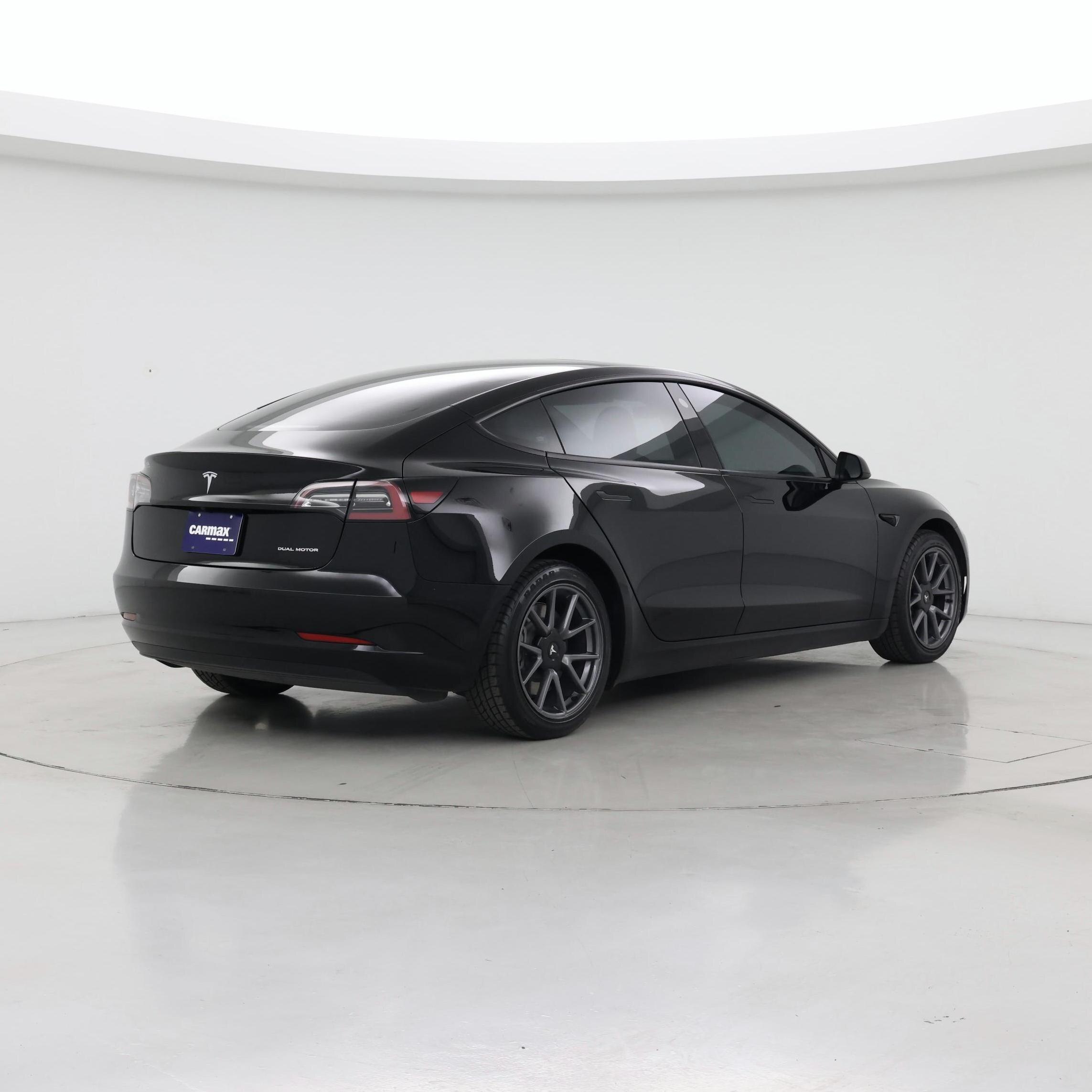 Thumbnail: 2022 Tesla Model 3 - 8