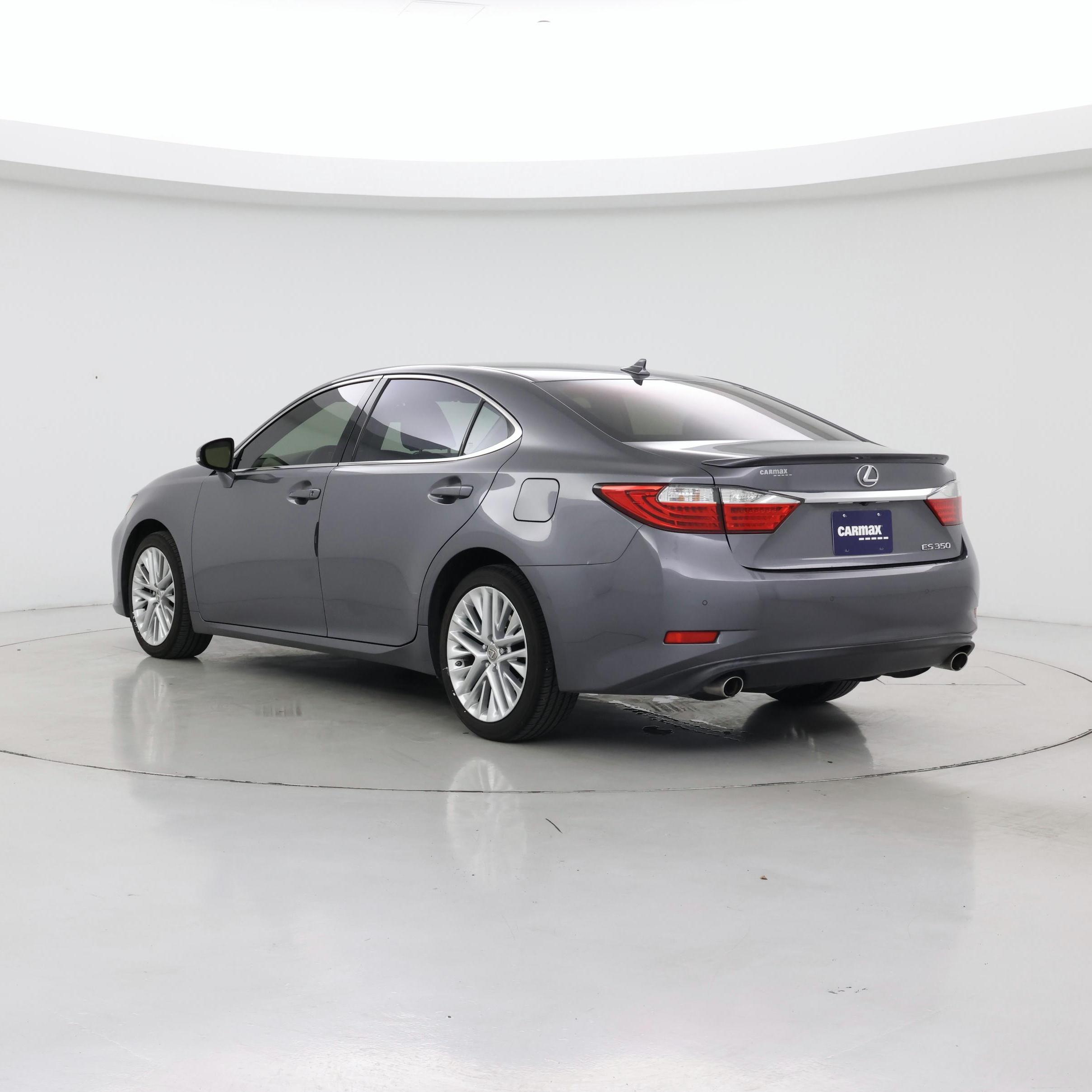 Thumbnail: 2013 Lexus ES - 2