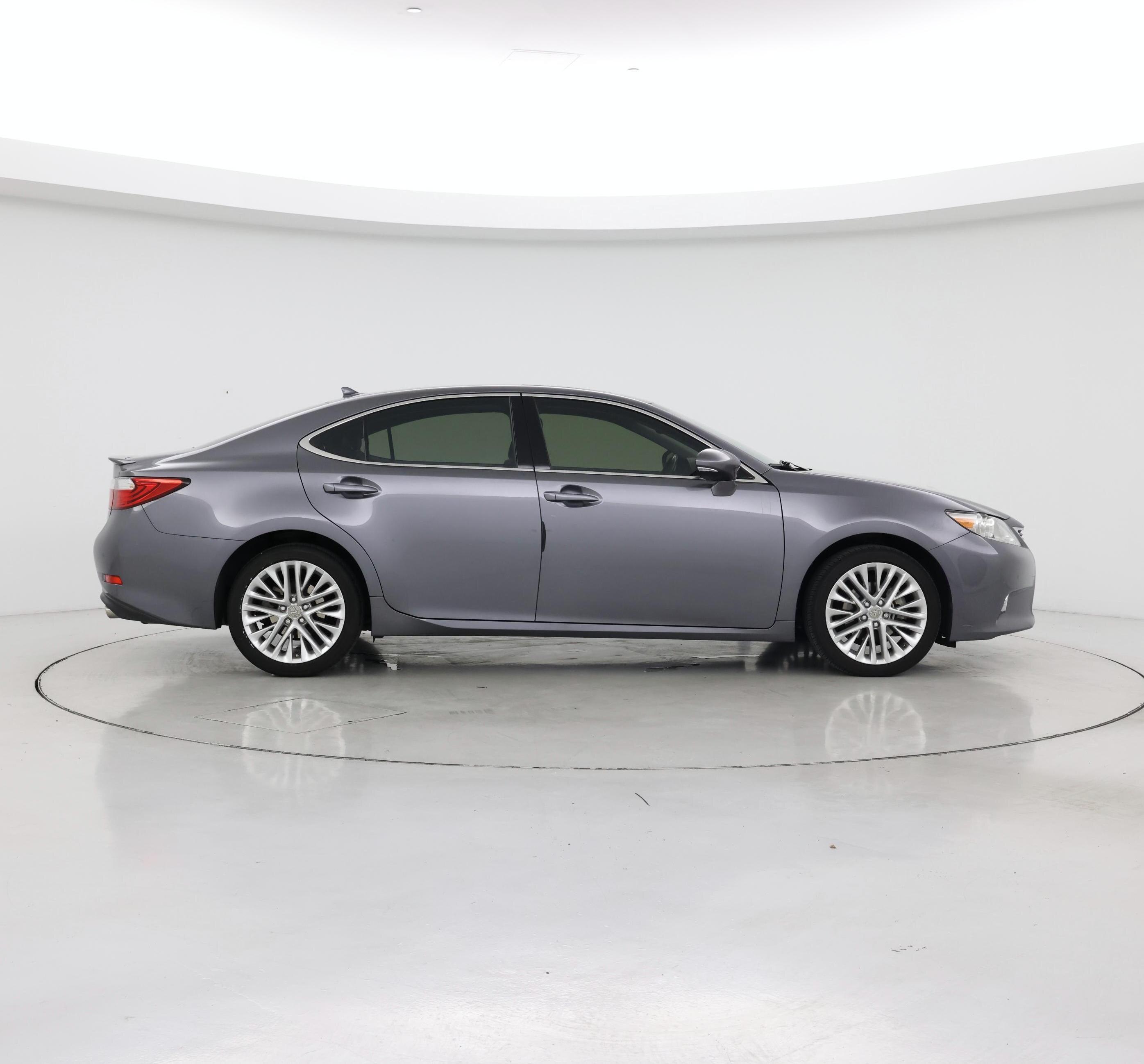 Thumbnail: 2013 Lexus ES - 7