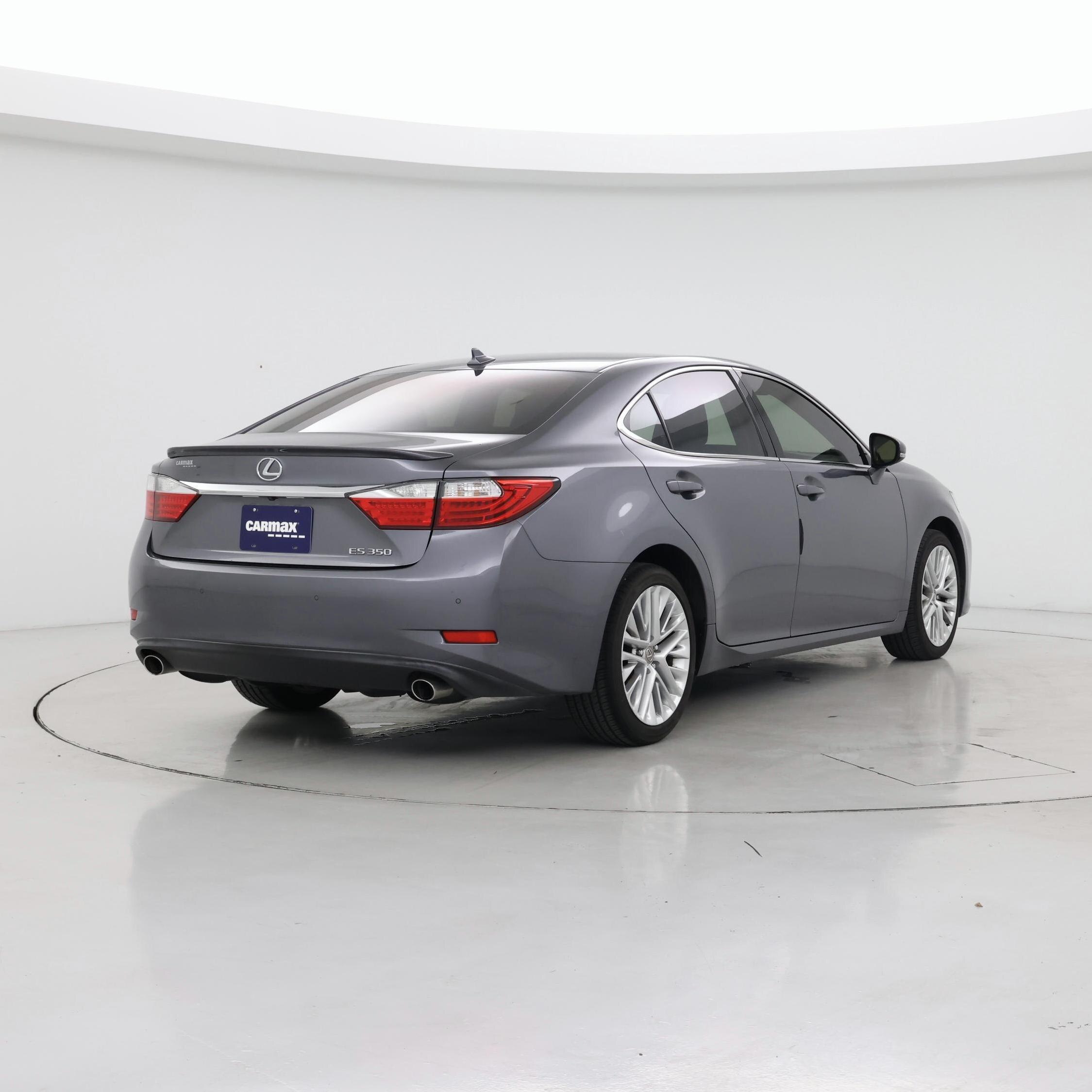 Thumbnail: 2013 Lexus ES - 8