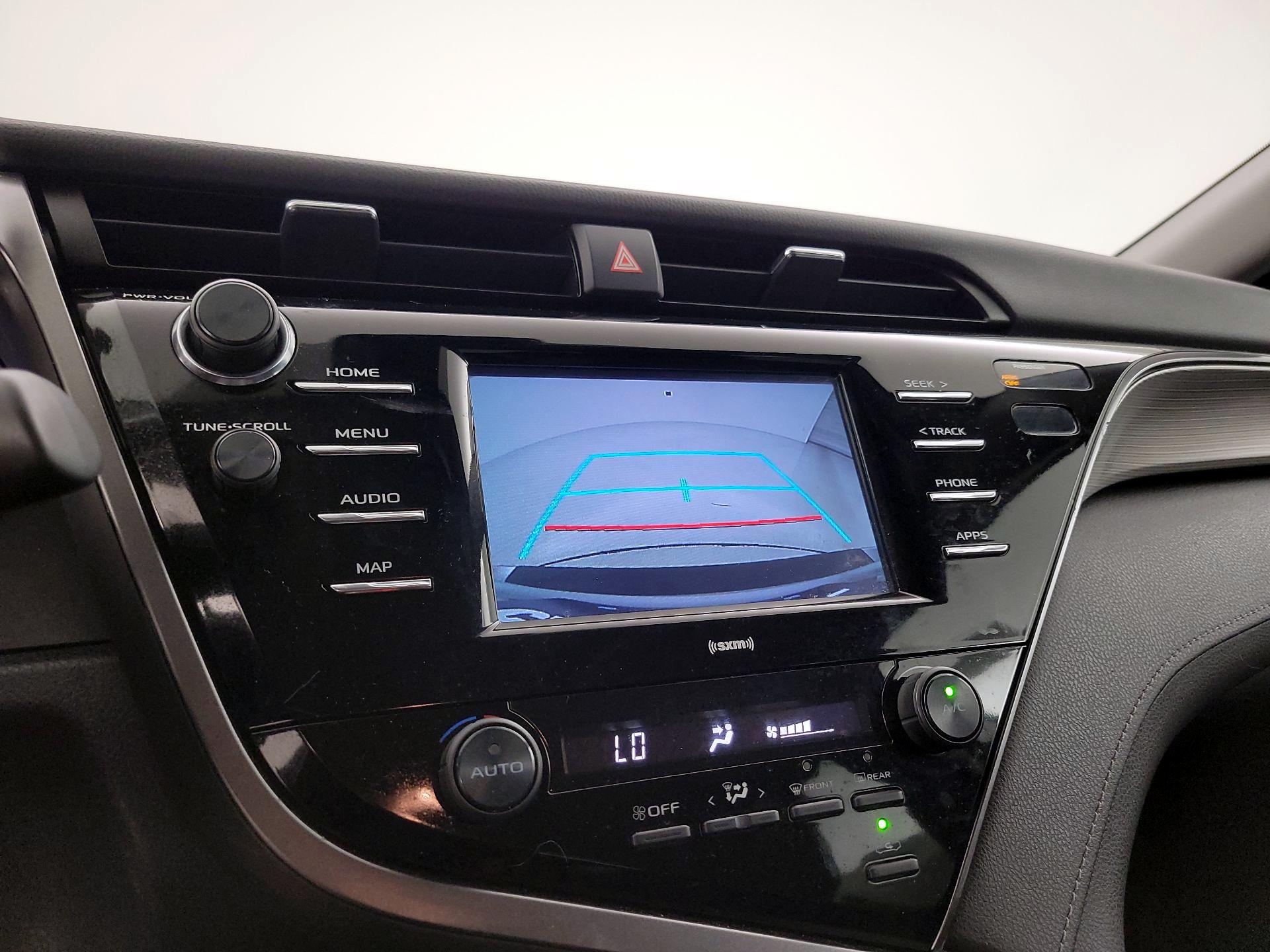 Thumbnail: 2020 Toyota Camry - 14