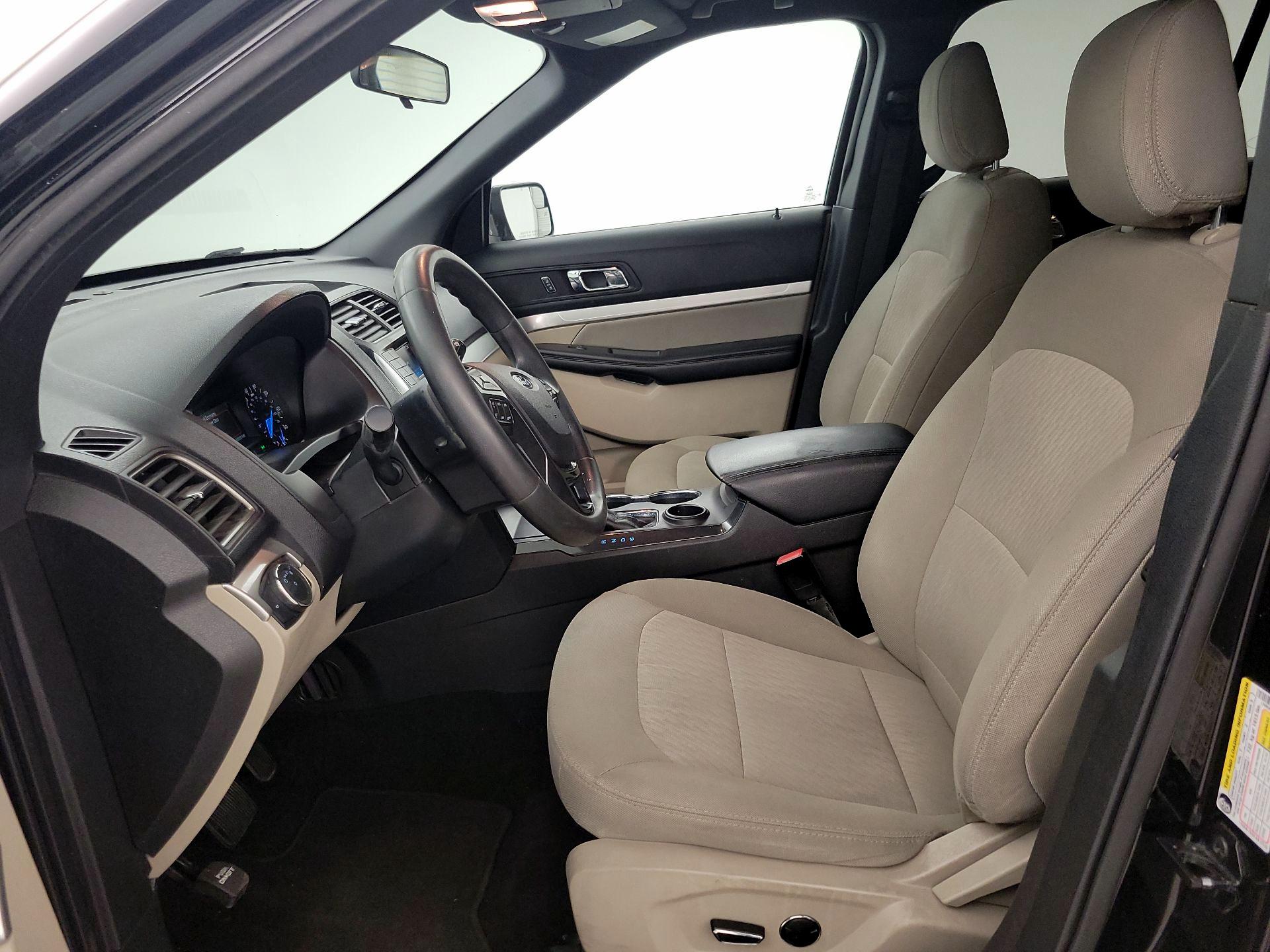 Thumbnail: 2018 Ford Explorer - 11