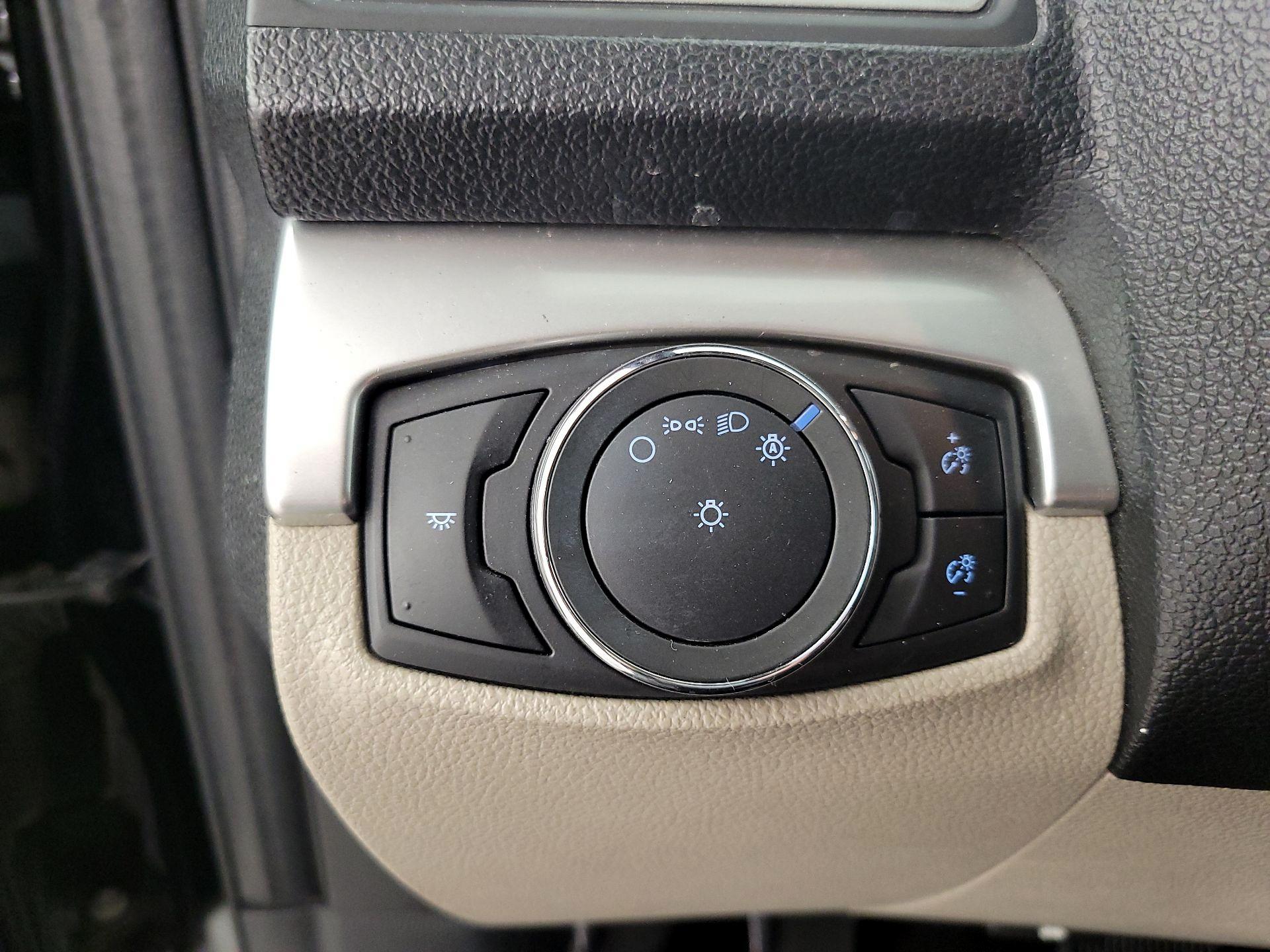 Thumbnail: 2018 Ford Explorer - 13