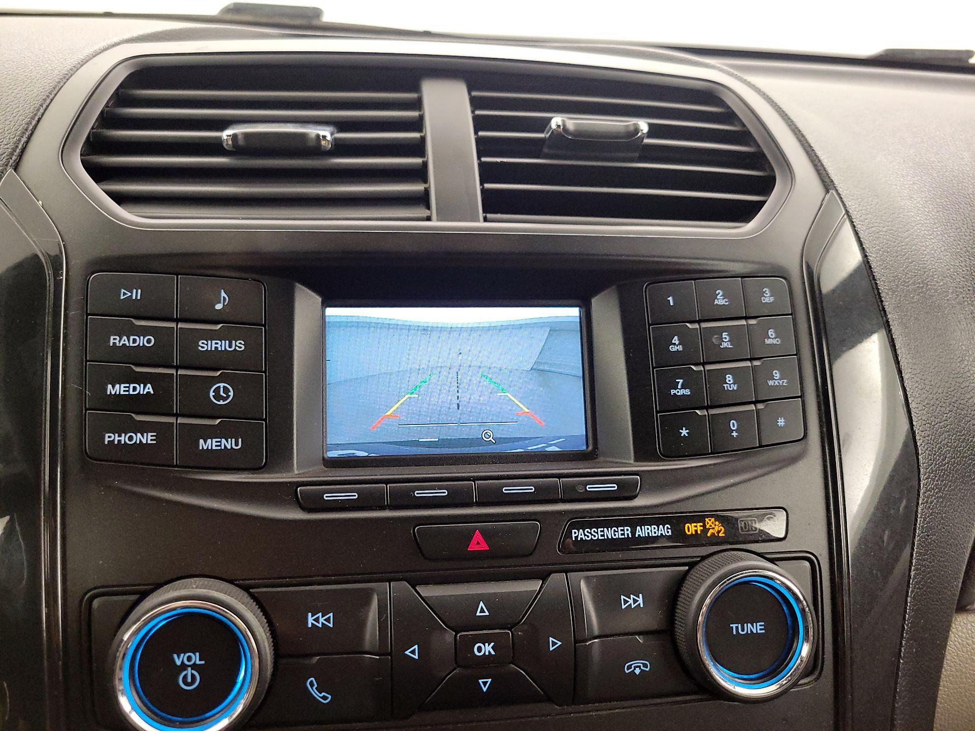 Thumbnail: 2018 Ford Explorer - 14