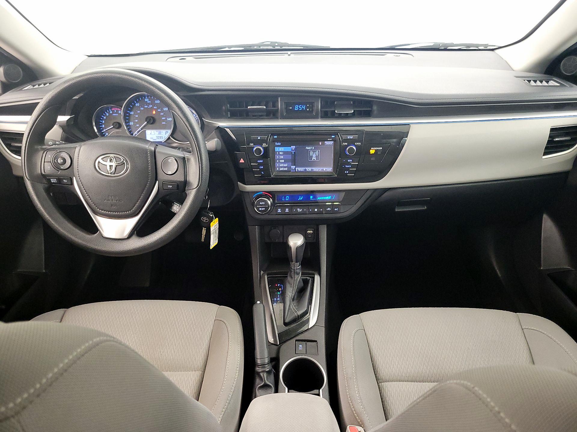 Thumbnail: 2014 Toyota Corolla - 9