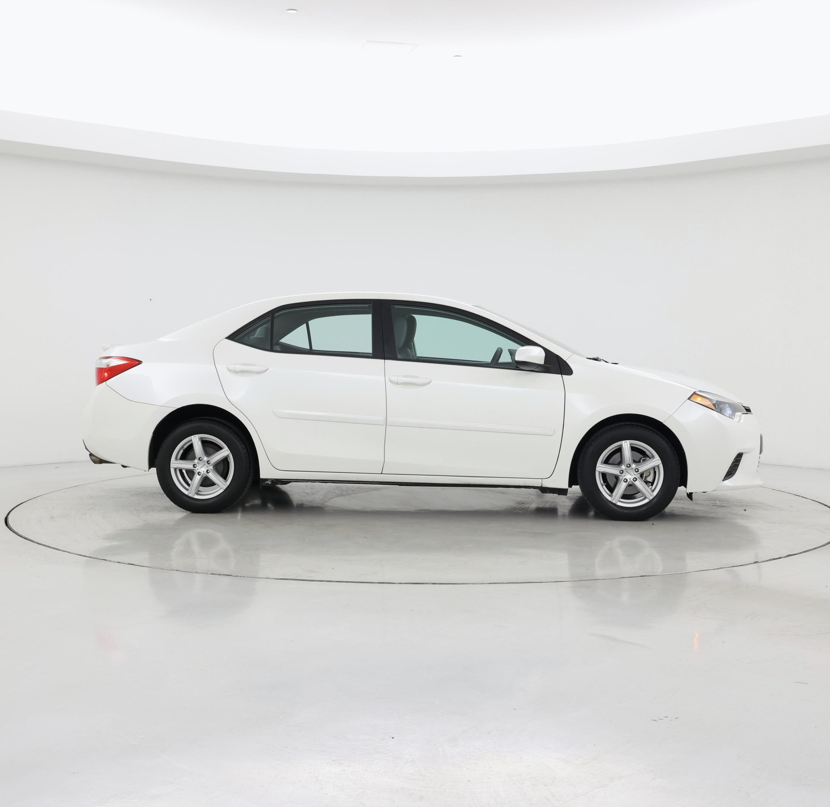 Thumbnail: 2014 Toyota Corolla - 7