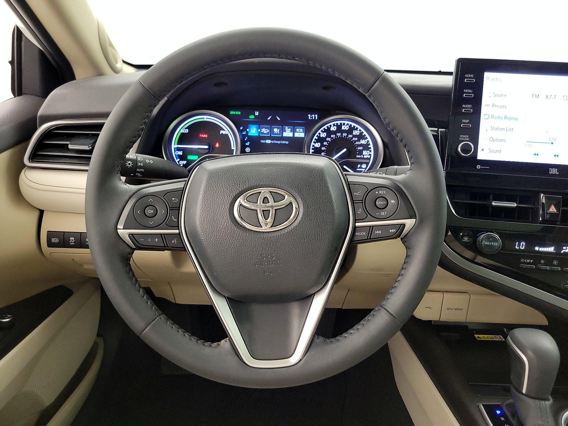 Thumbnail: 2022 Toyota Camry - 10