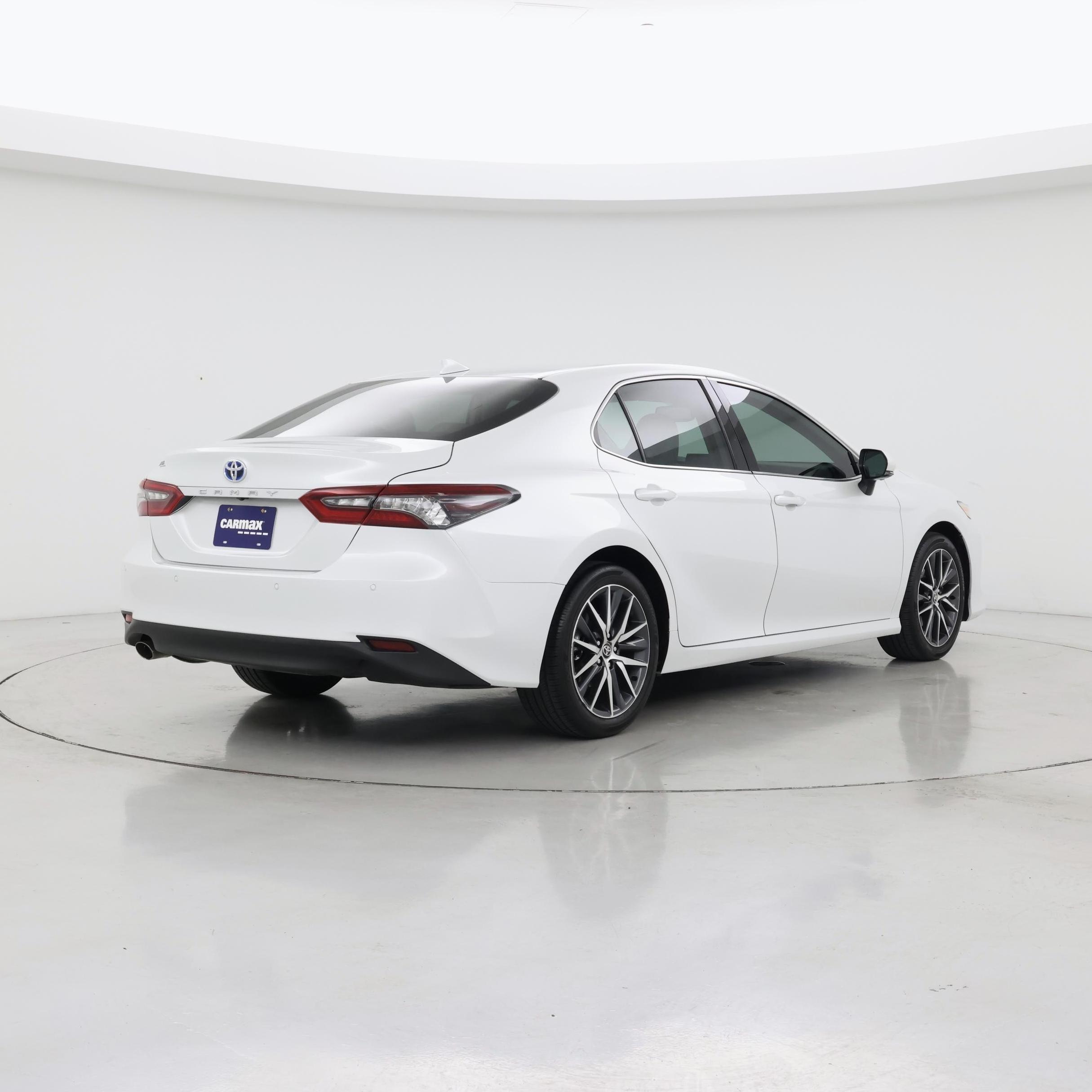 Thumbnail: 2022 Toyota Camry - 8