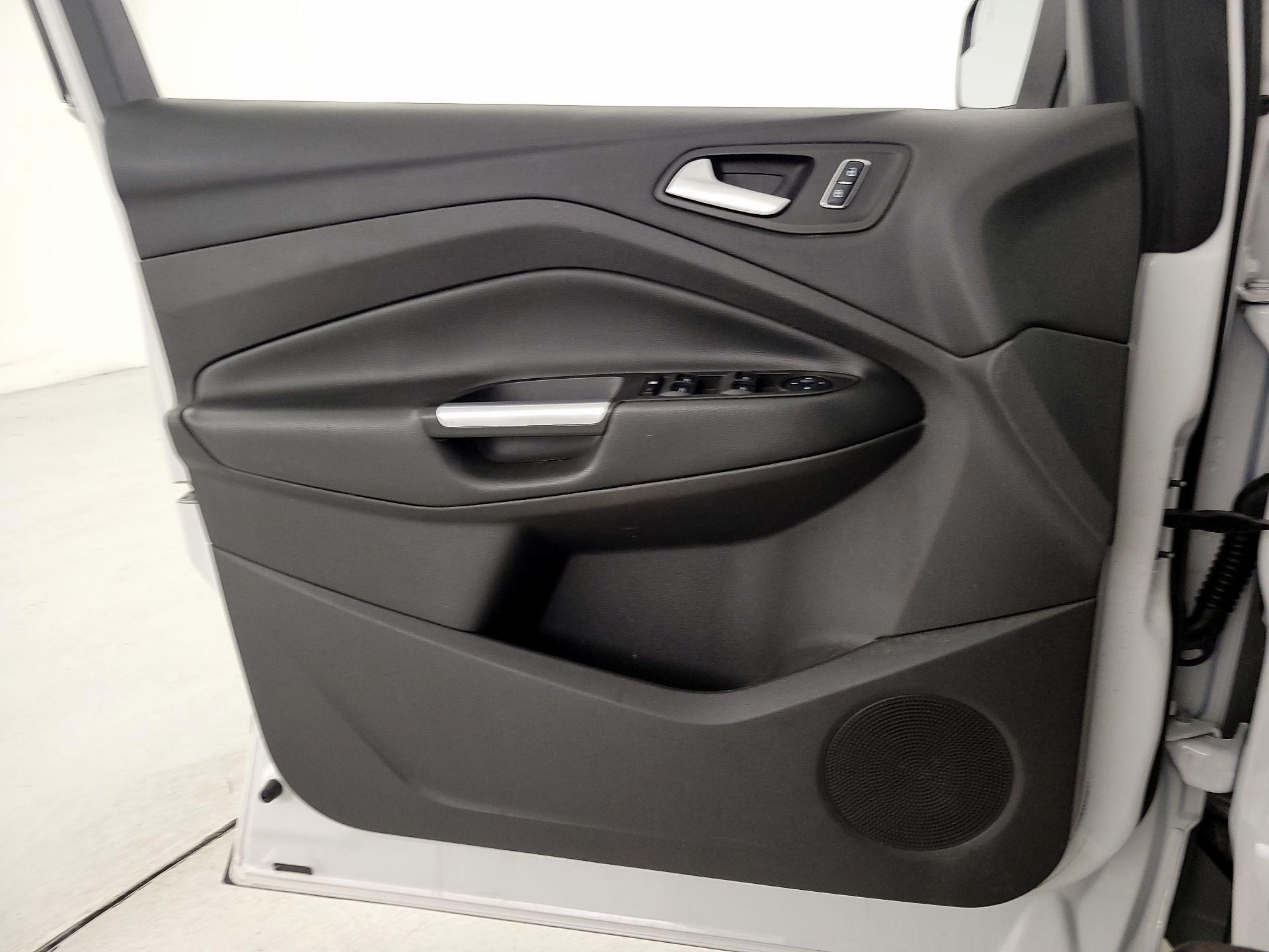 Thumbnail: 2015 Ford Escape - 12