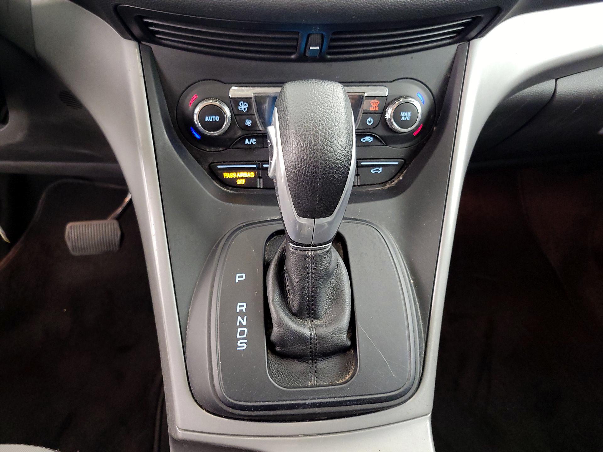 Thumbnail: 2015 Ford Escape - 18