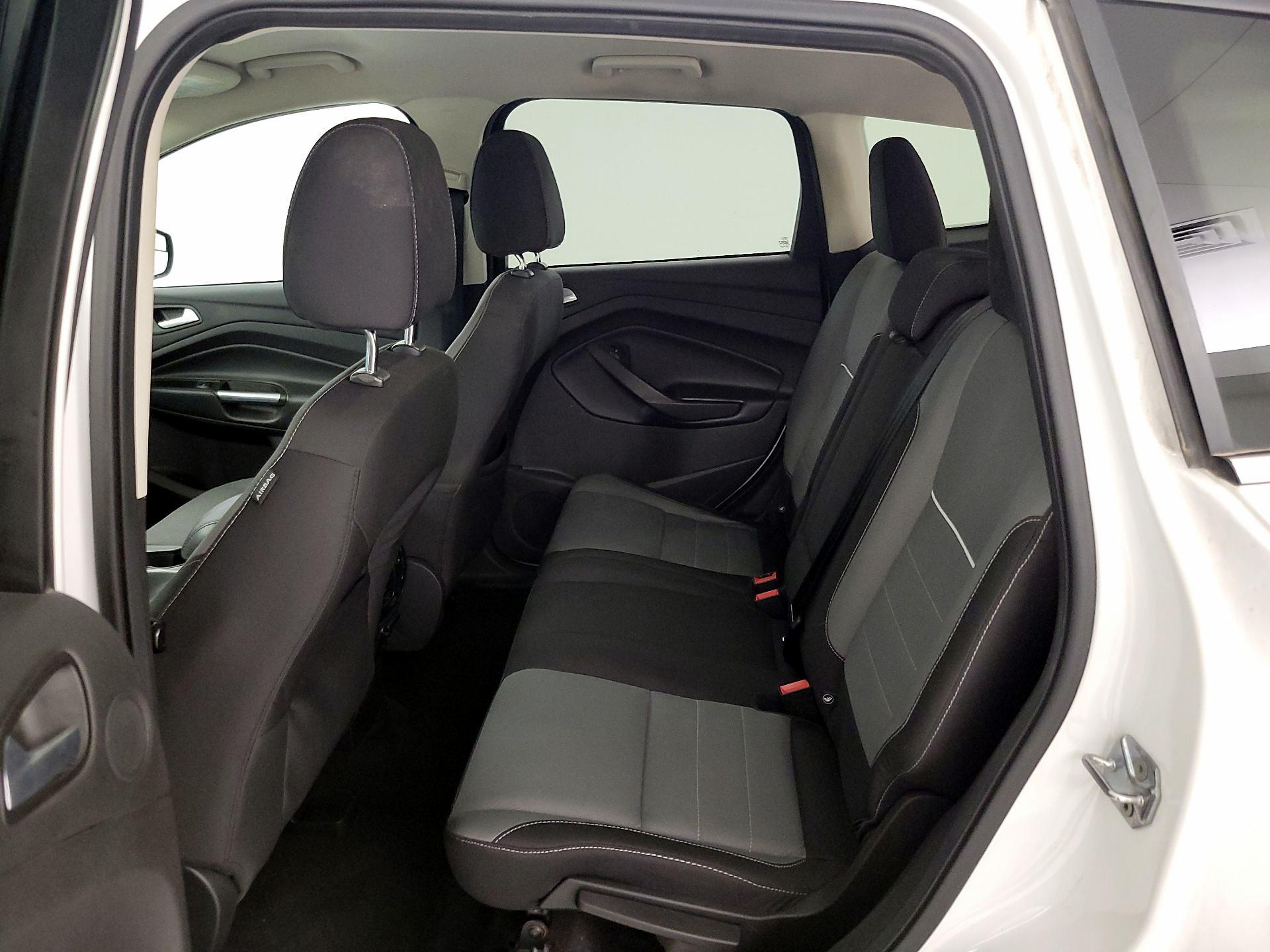 Thumbnail: 2015 Ford Escape - 20