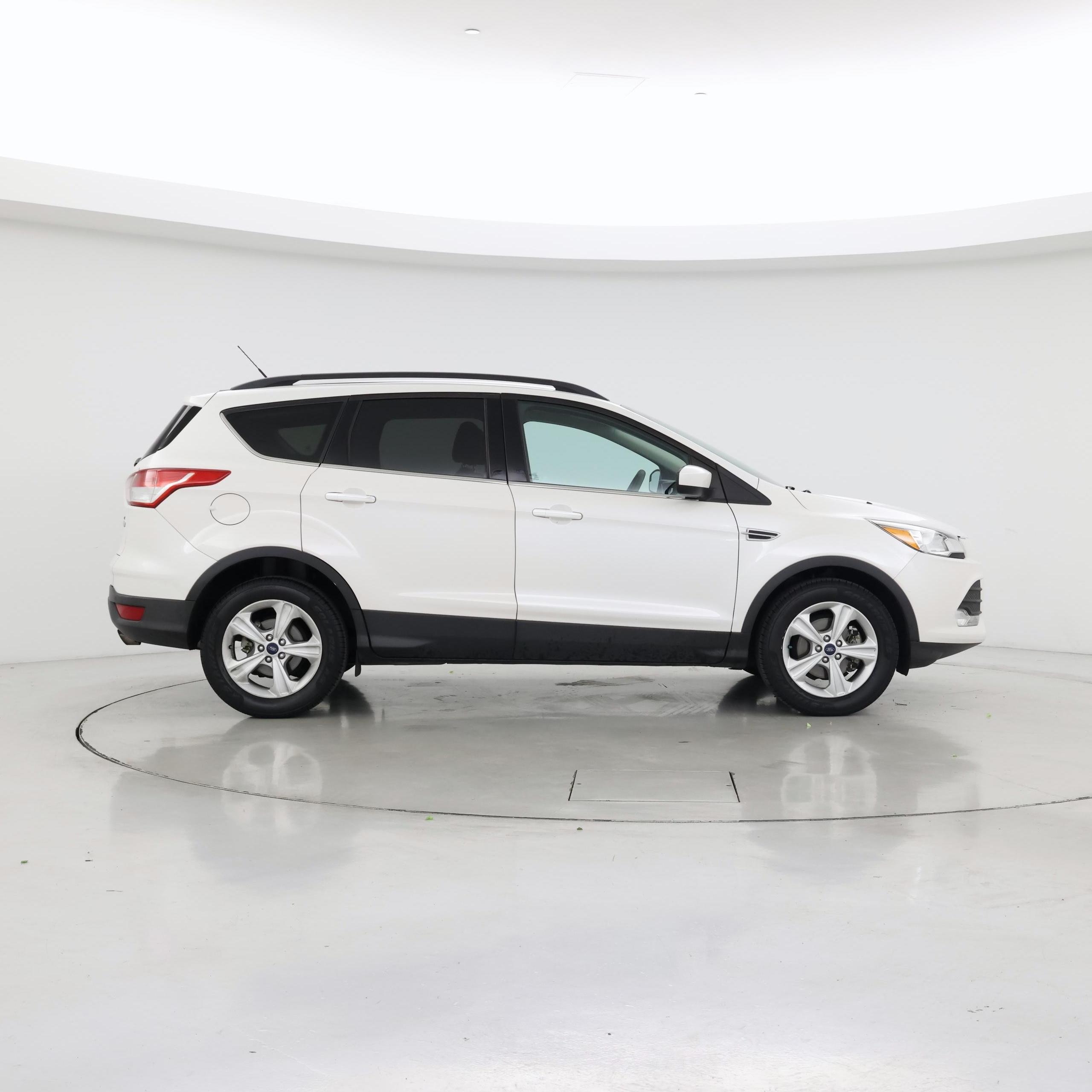 Thumbnail: 2015 Ford Escape - 7