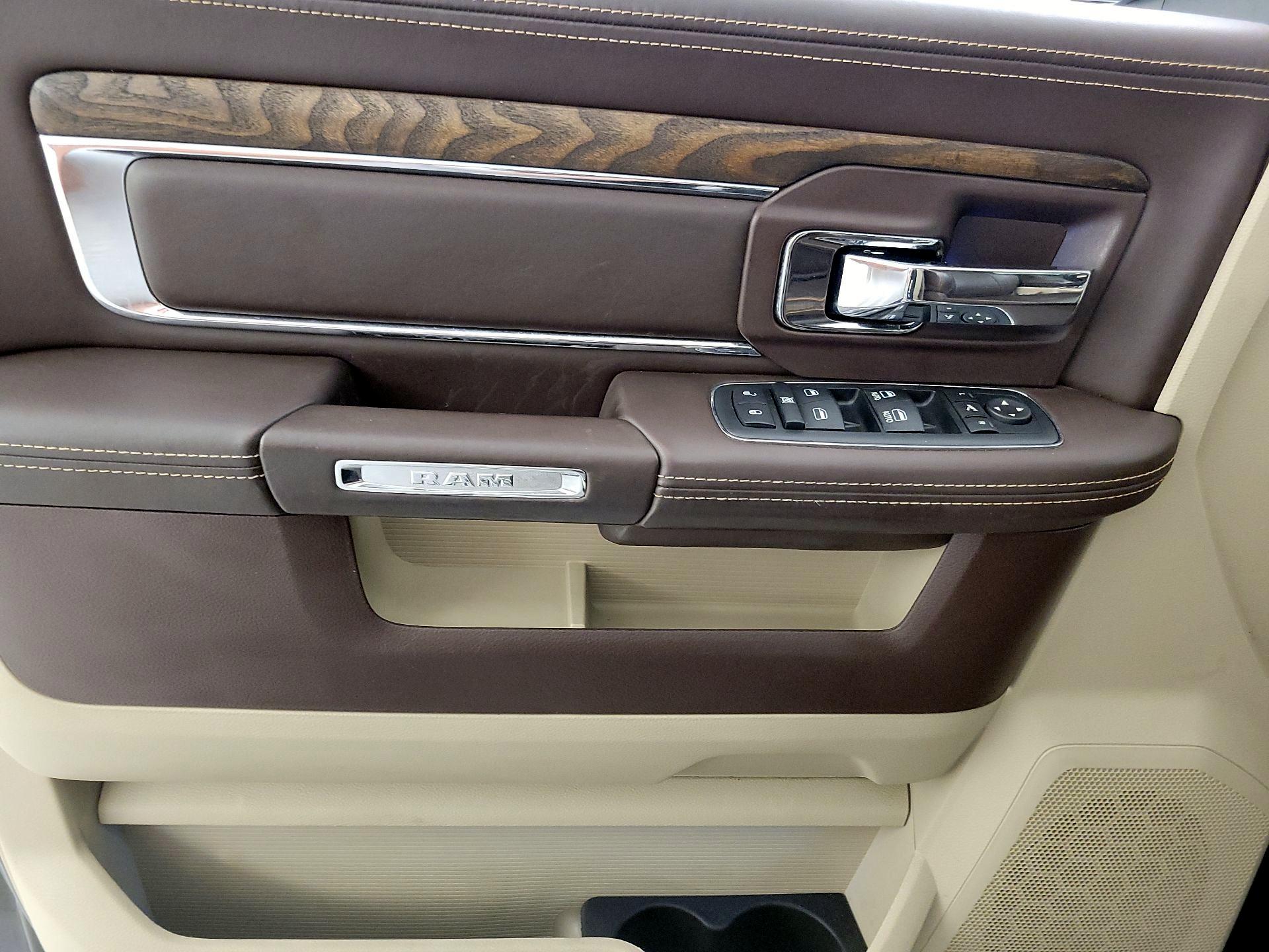 Thumbnail: 2016 RAM 3500 - 12