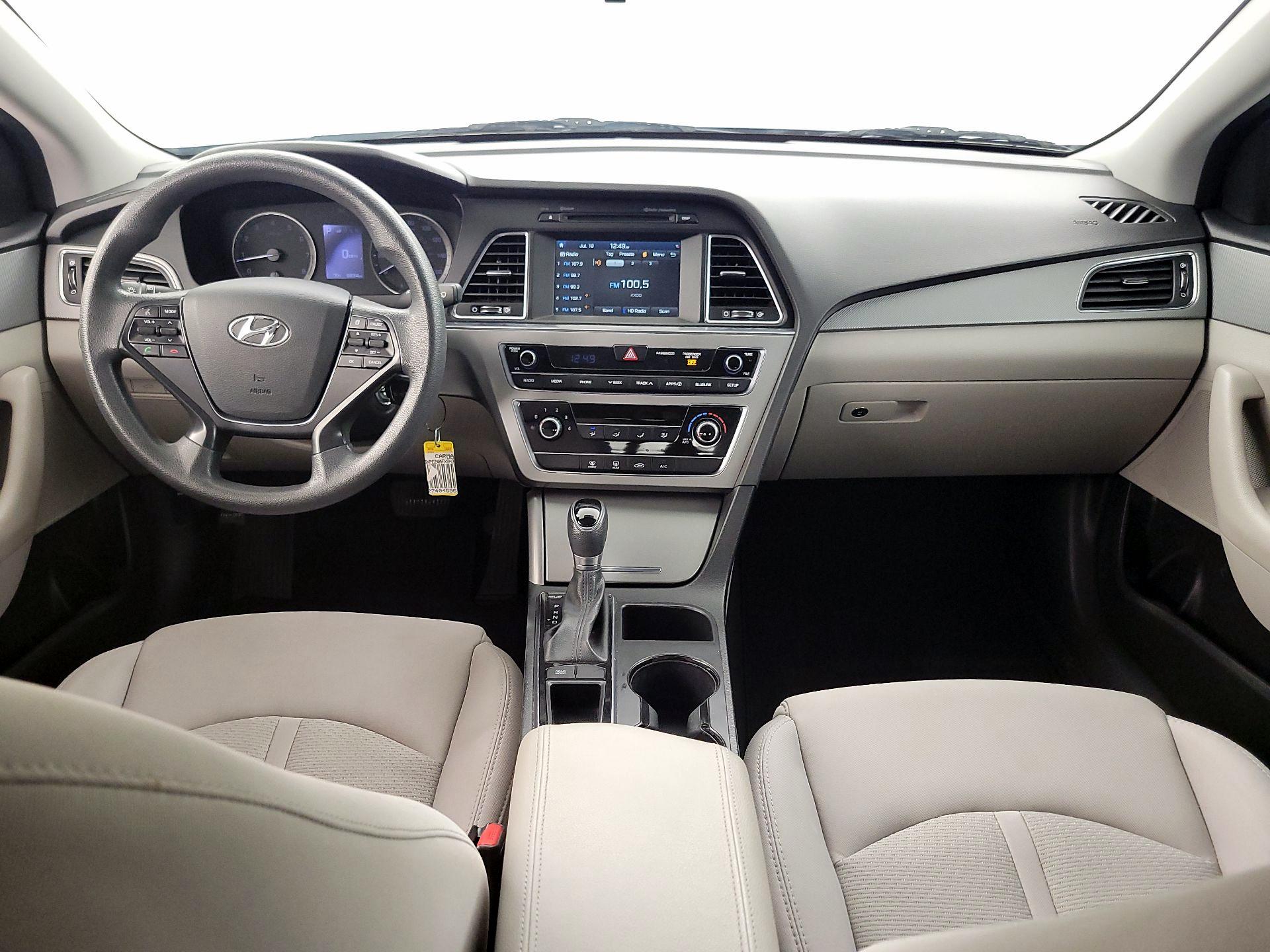 Thumbnail: 2016 Hyundai Sonata - 9