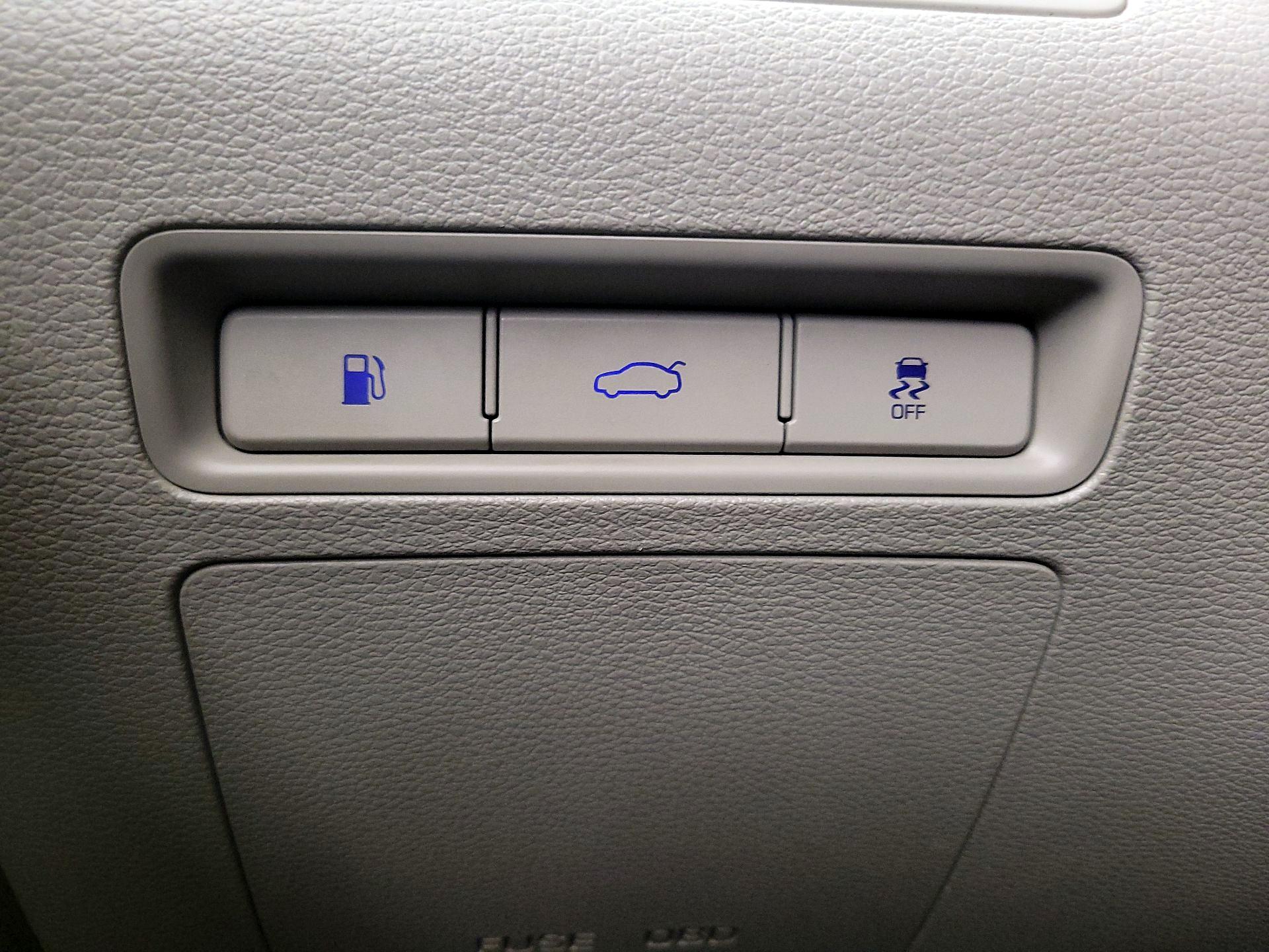 Thumbnail: 2016 Hyundai Sonata - 13