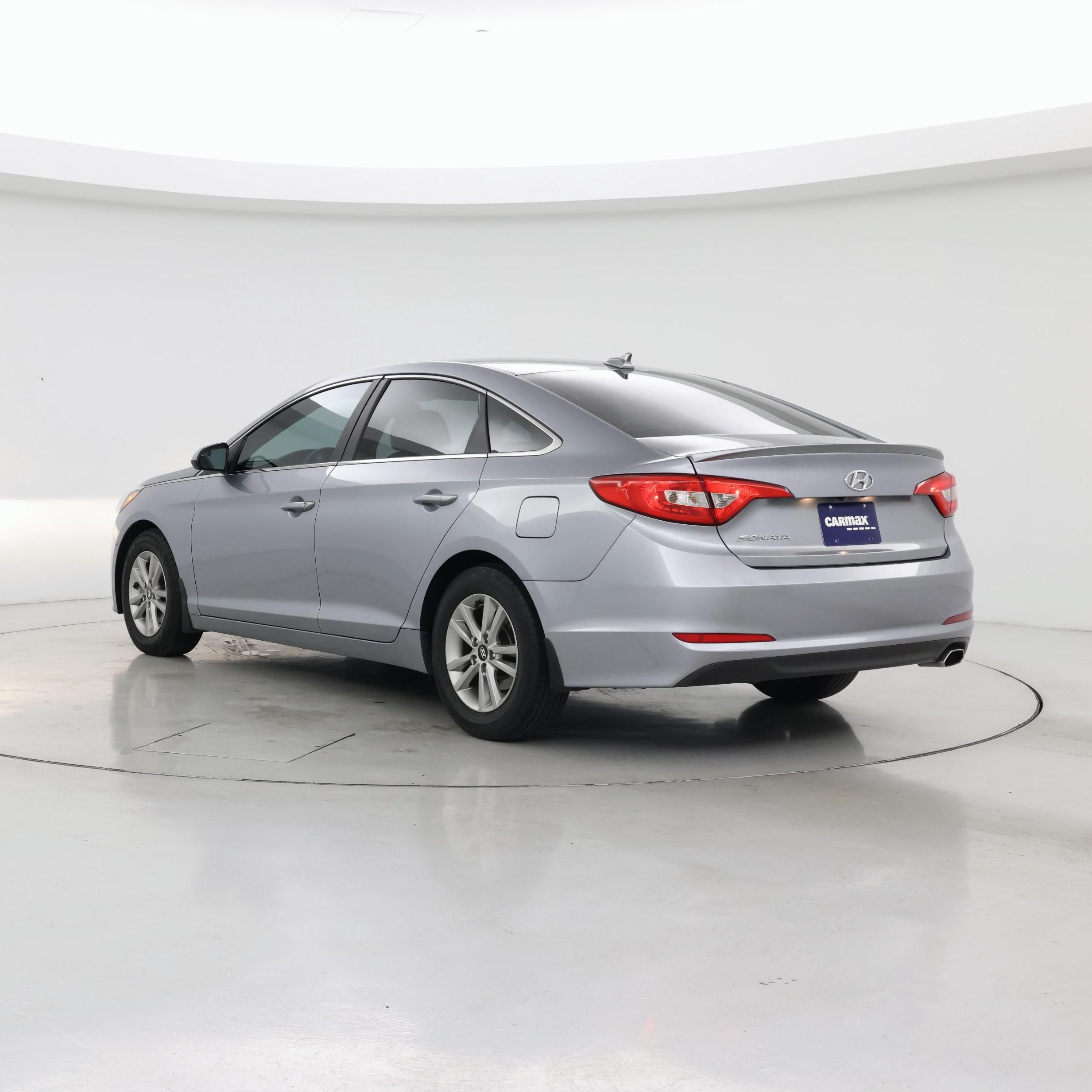 Thumbnail: 2016 Hyundai Sonata - 2