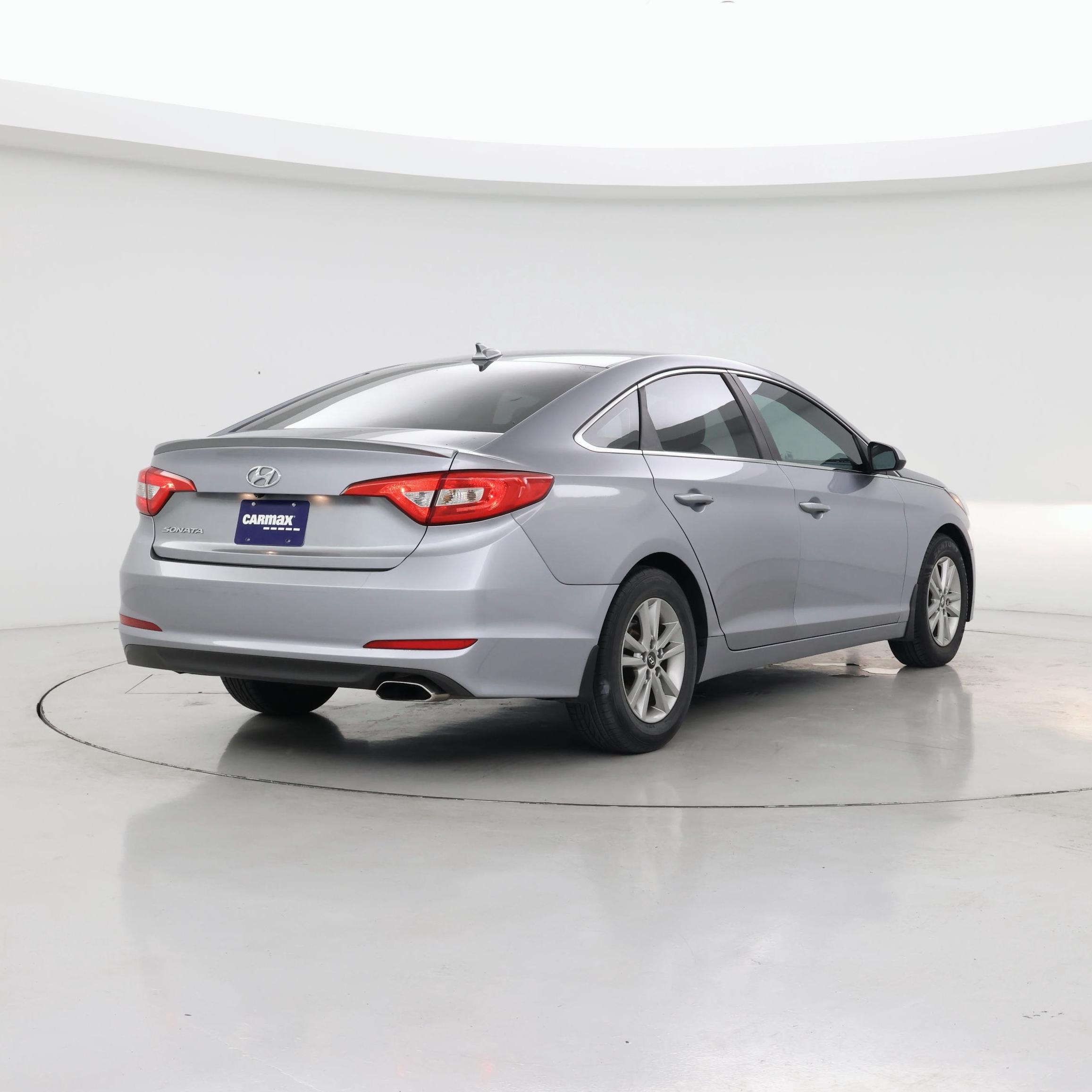 Thumbnail: 2016 Hyundai Sonata - 8