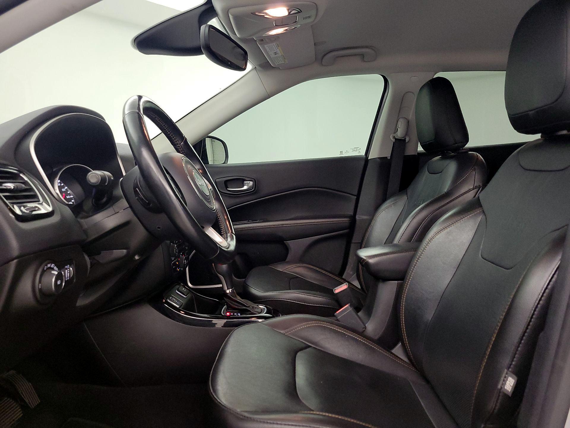 Thumbnail: 2020 Jeep Compass - 11