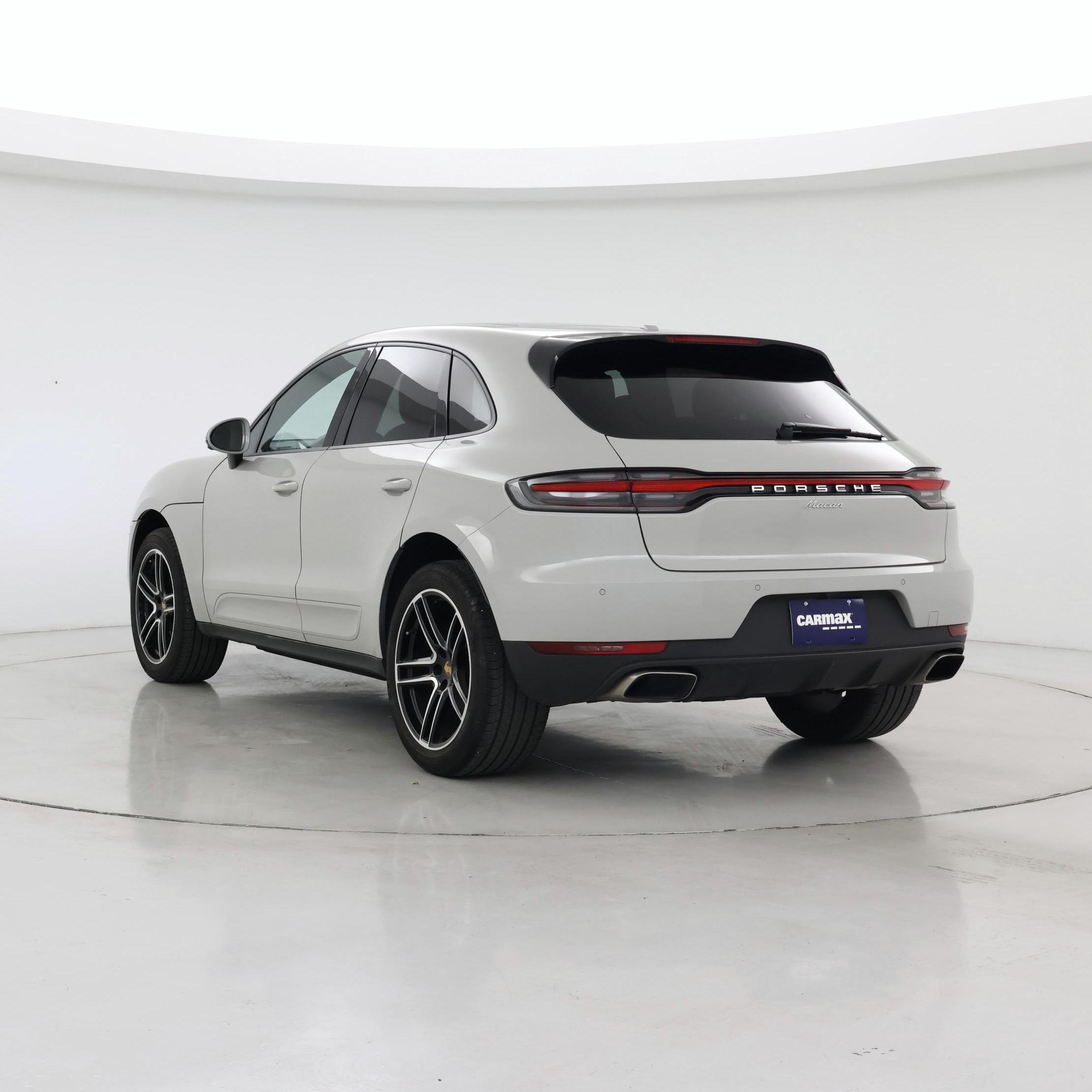 Thumbnail: 2021 Porsche Macan - 2