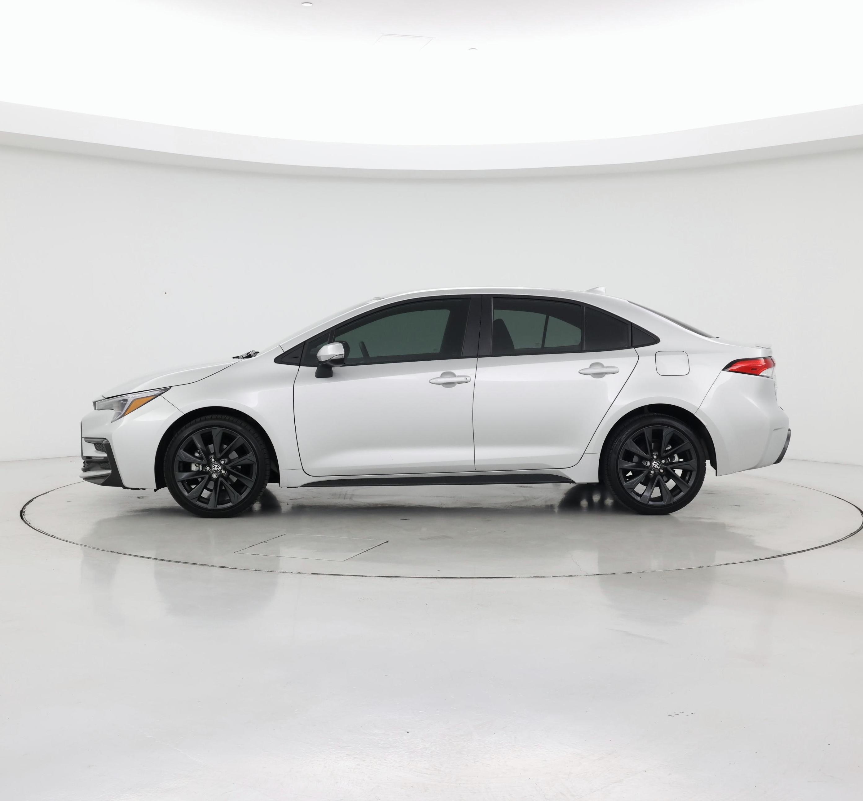 Thumbnail: 2024 Toyota Corolla - 3