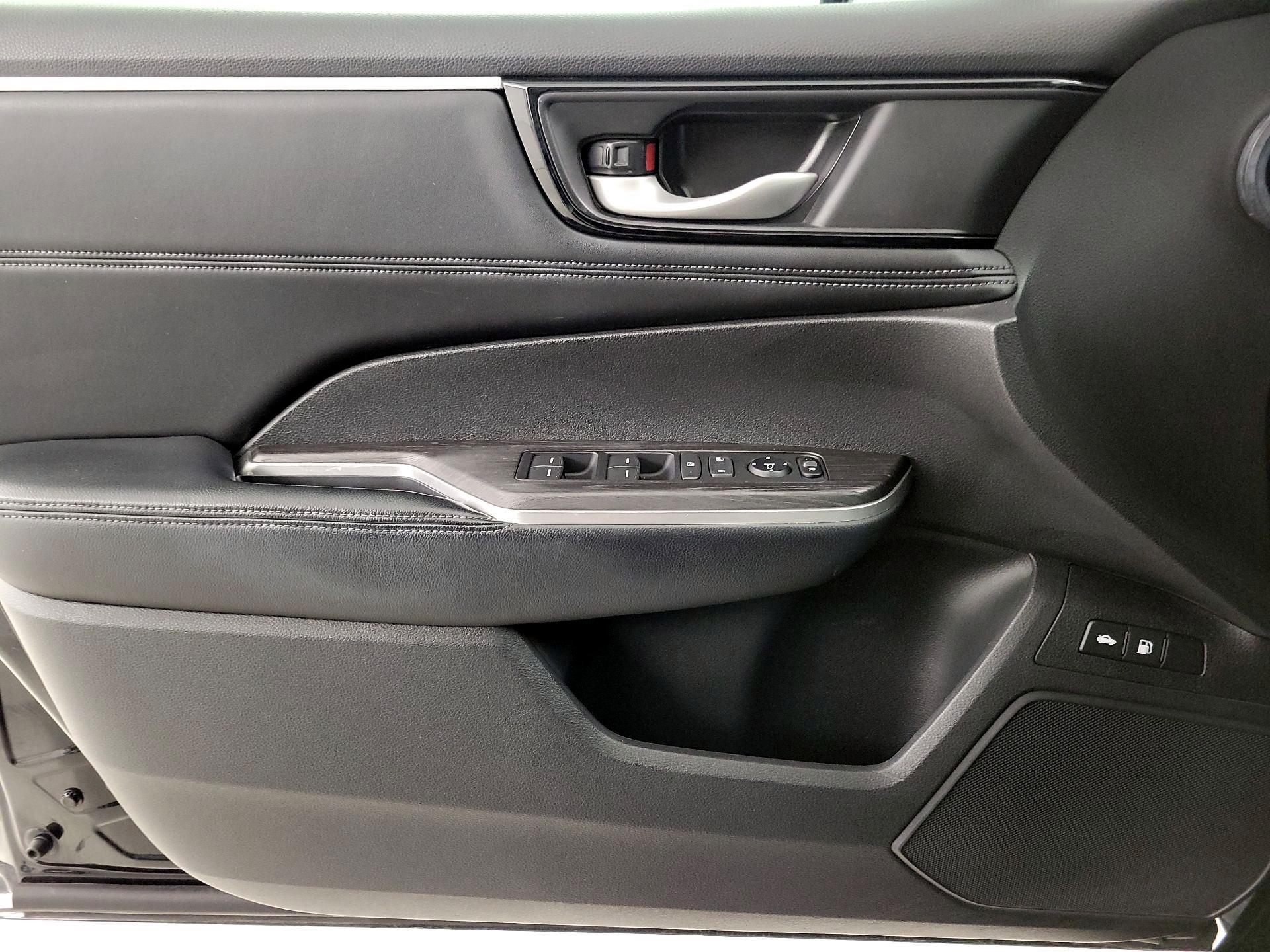 Thumbnail: 2018 Honda Clarity - 12