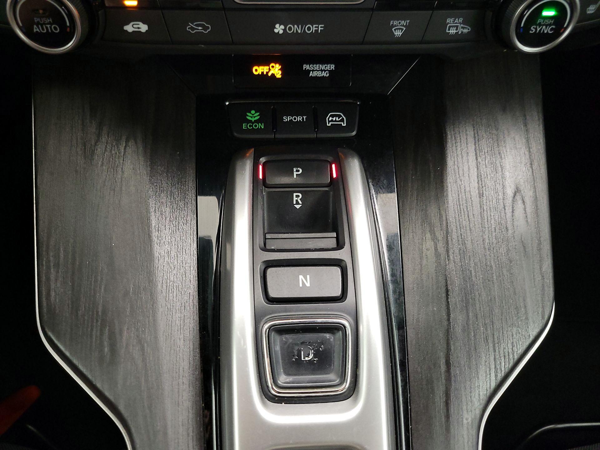 Thumbnail: 2018 Honda Clarity - 17