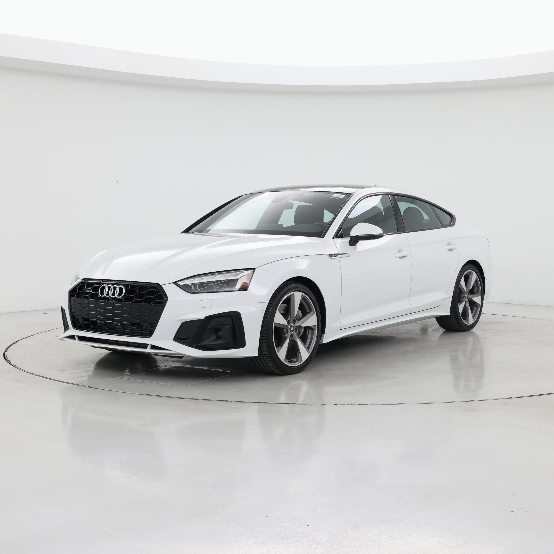Thumbnail: 2021 Audi A5 - 4