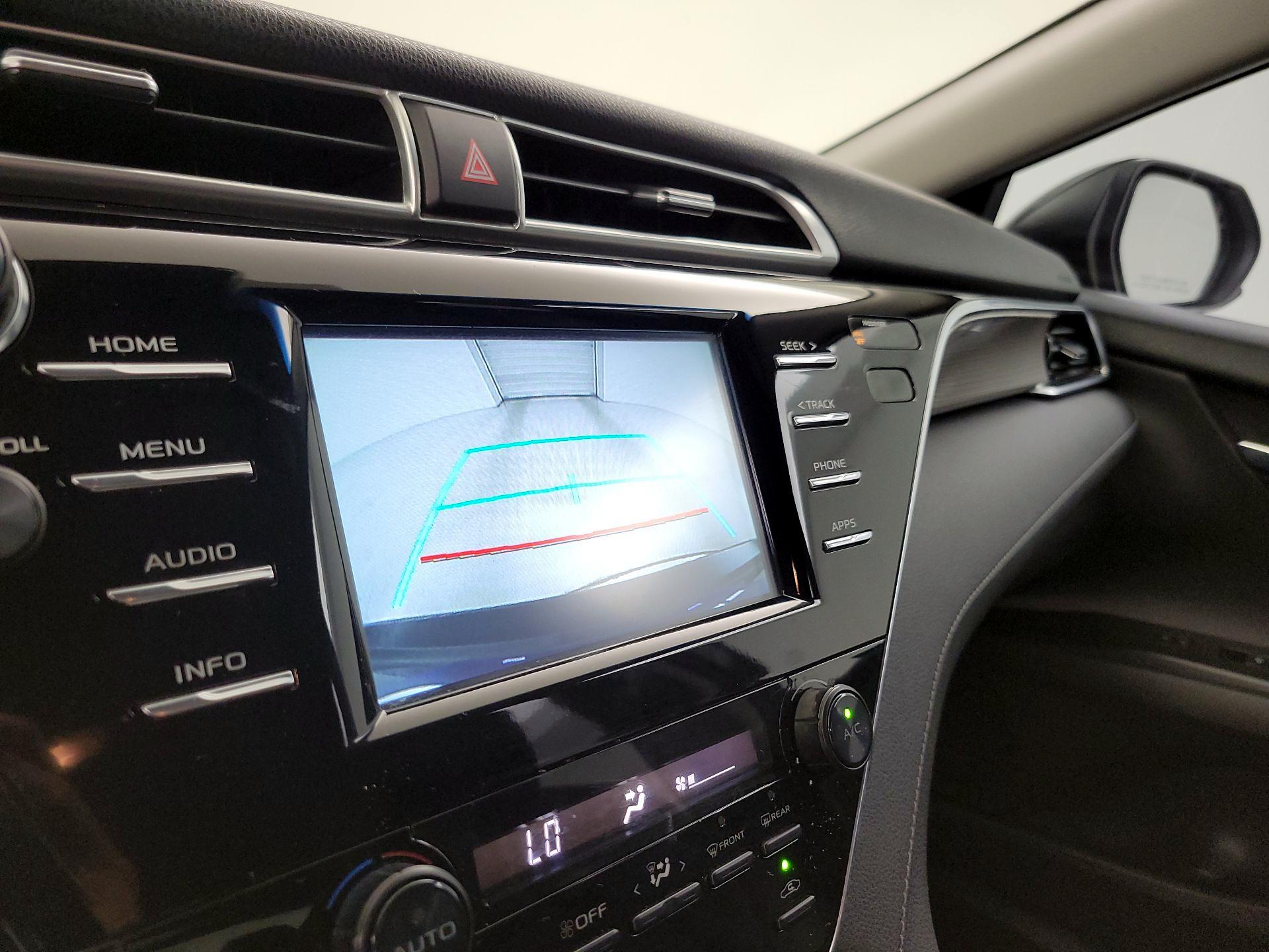 Thumbnail: 2018 Toyota Camry - 14