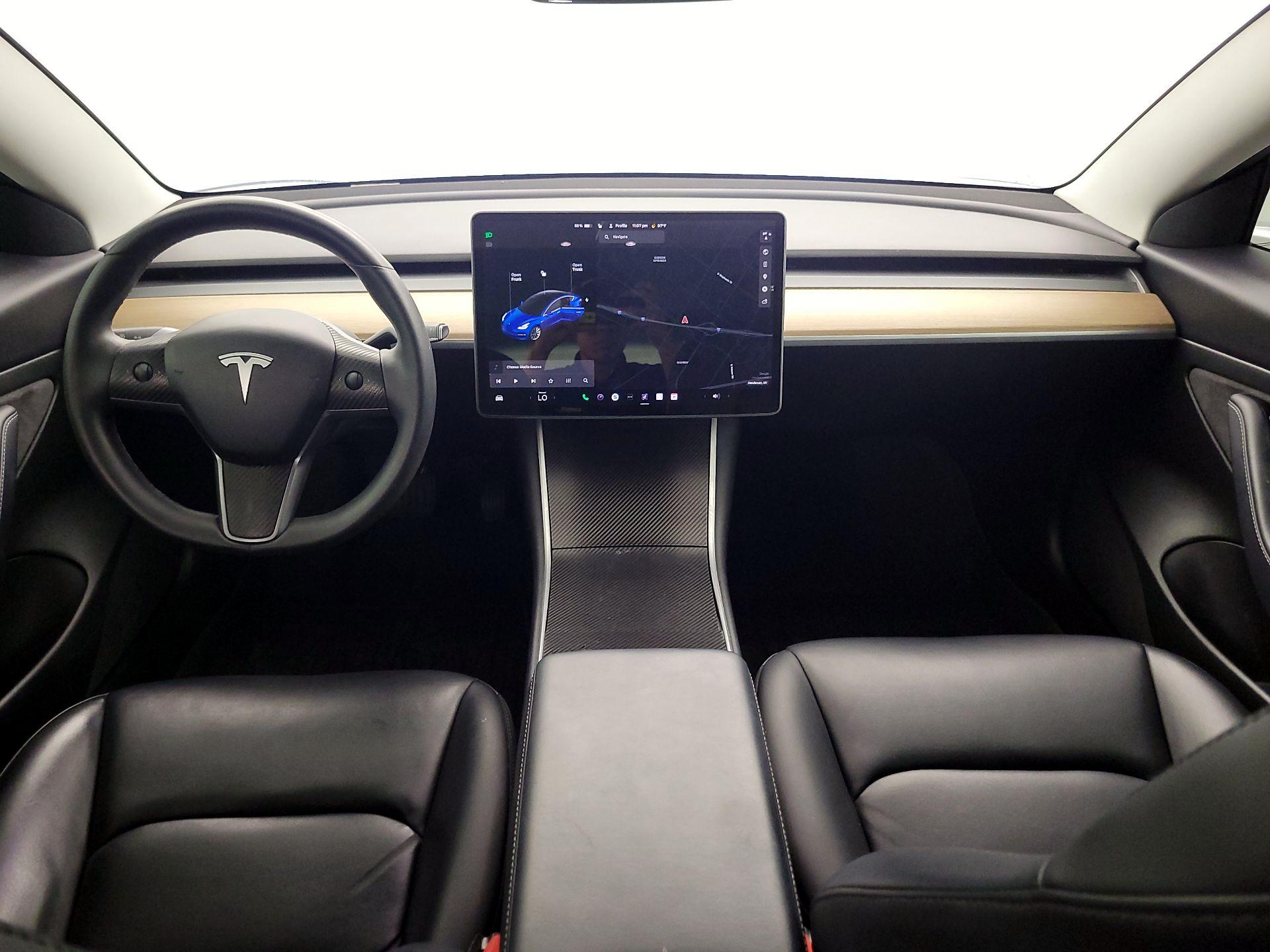 Thumbnail: 2020 Tesla Model 3 - 9